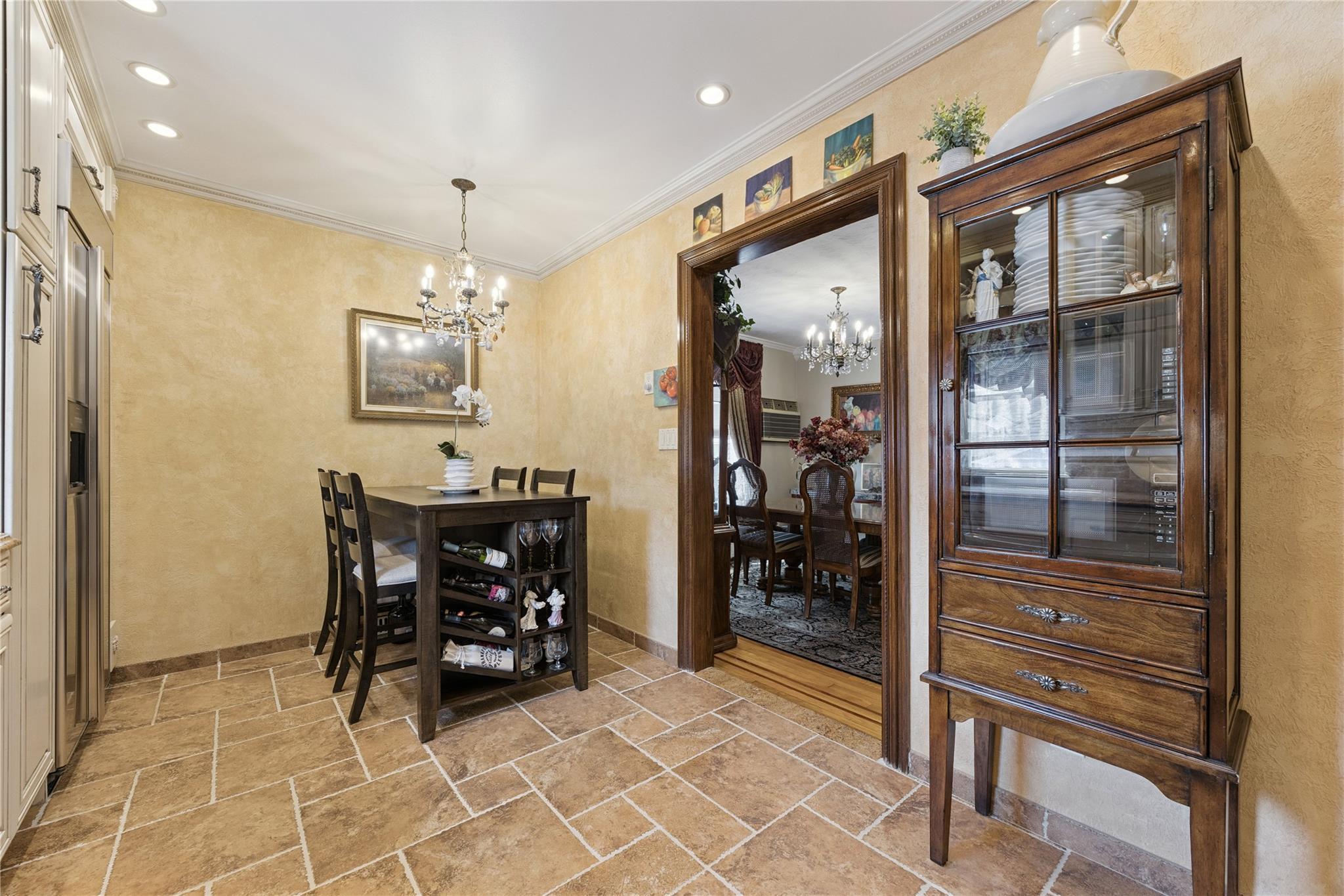 Single Family 33rd  Queens, NY 11354, MLS-883971-10