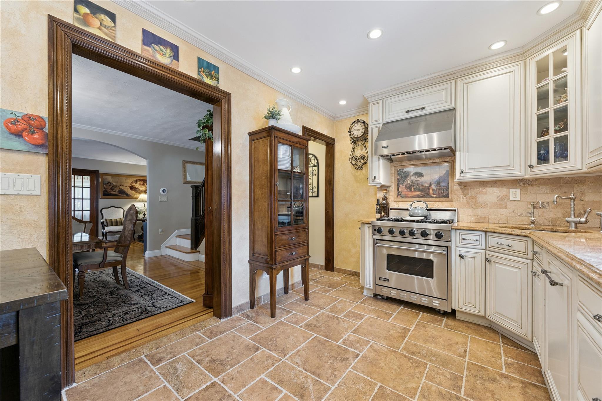 Single Family 33rd  Queens, NY 11354, MLS-883971-11