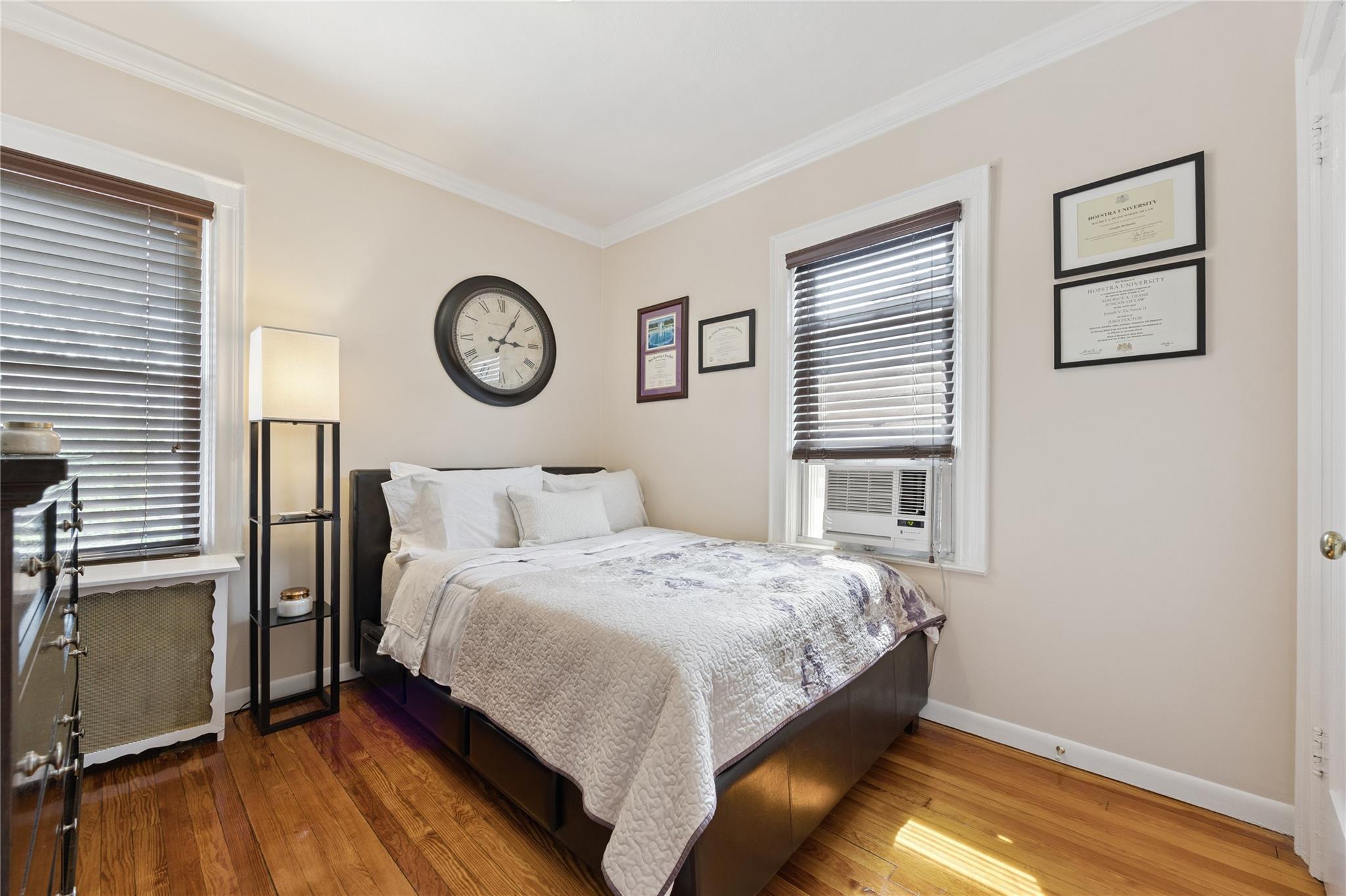 Single Family 33rd  Queens, NY 11354, MLS-883971-20