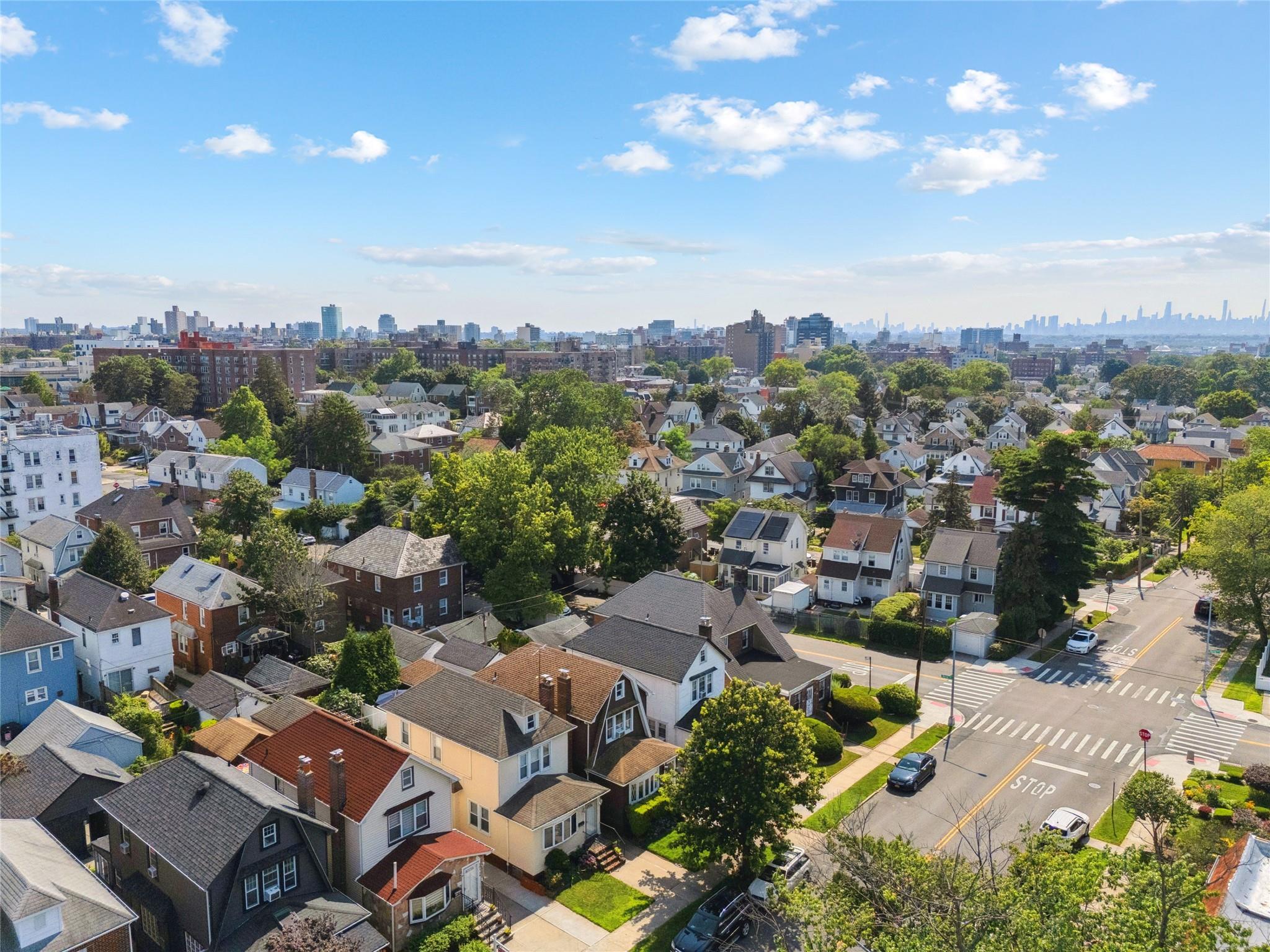 Single Family 33rd  Queens, NY 11354, MLS-883971-37