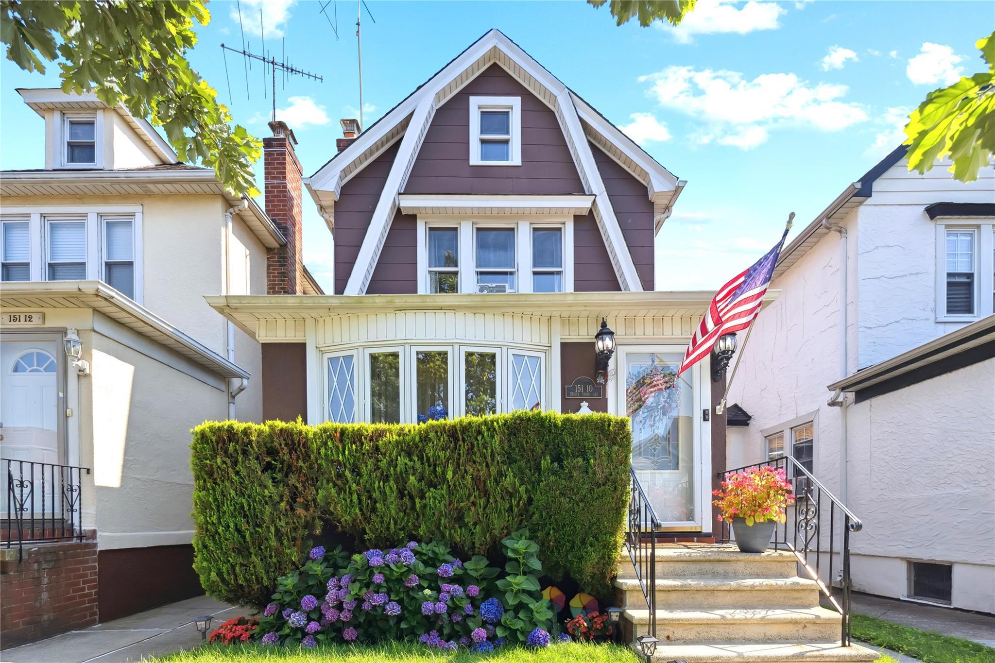 Single Family 33rd  Queens, NY 11354, MLS-883971-42