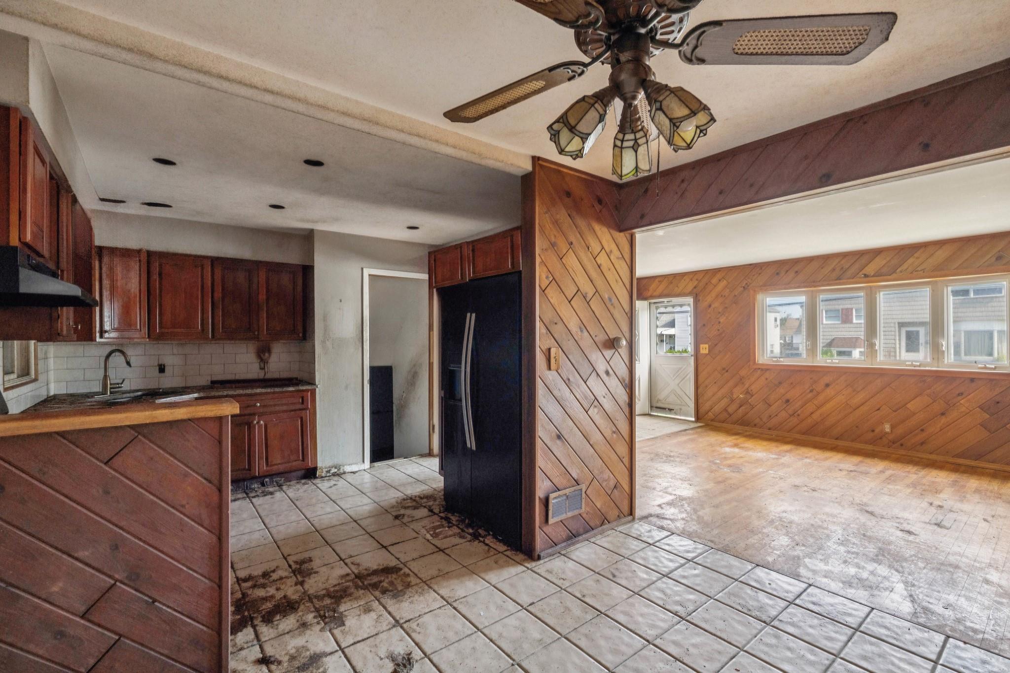 Single Family Layton  Nassau County, NY 11520, MLS-883973-9