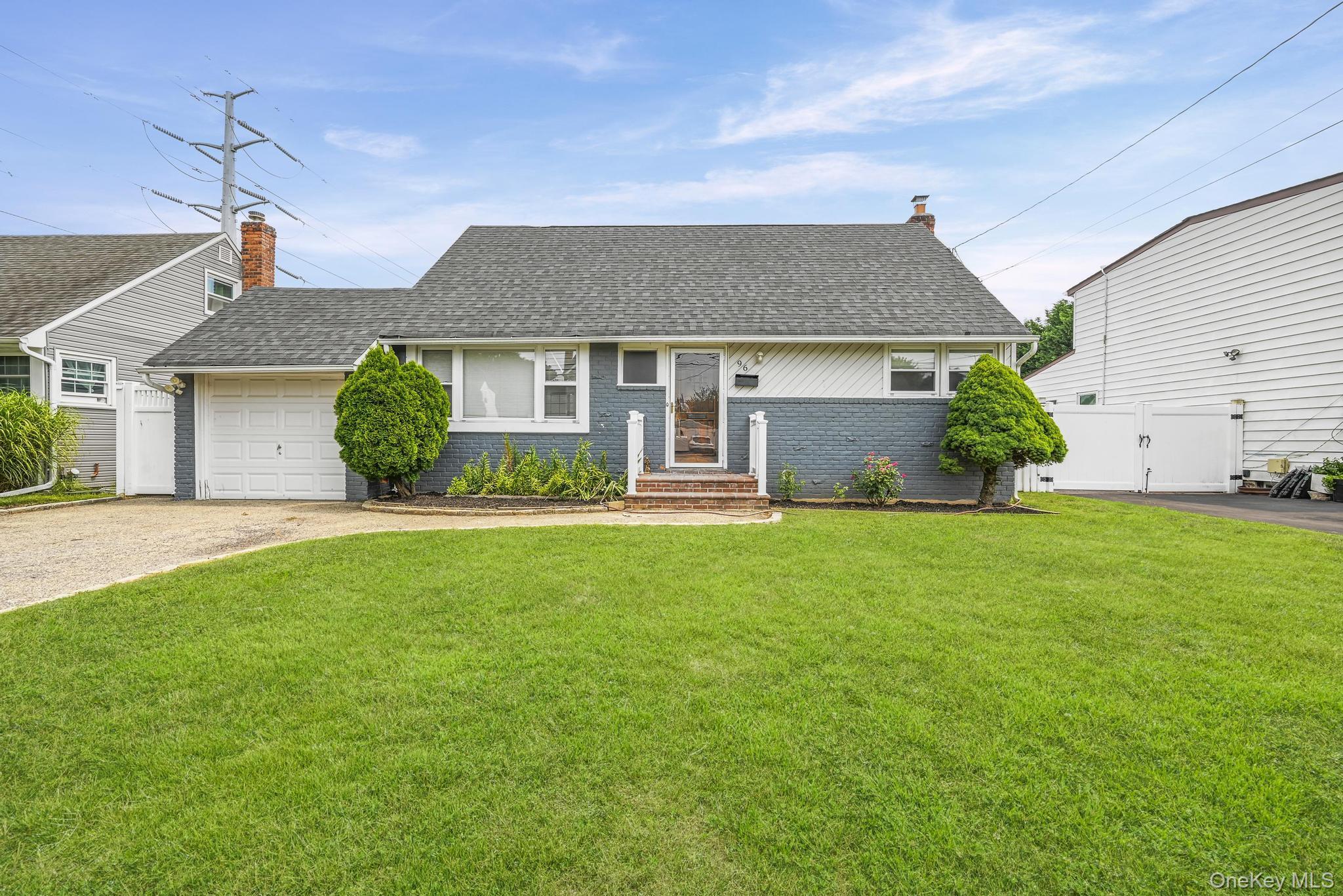 Single Family Windhorst  Nassau County, NY 11714, MLS-883974-2