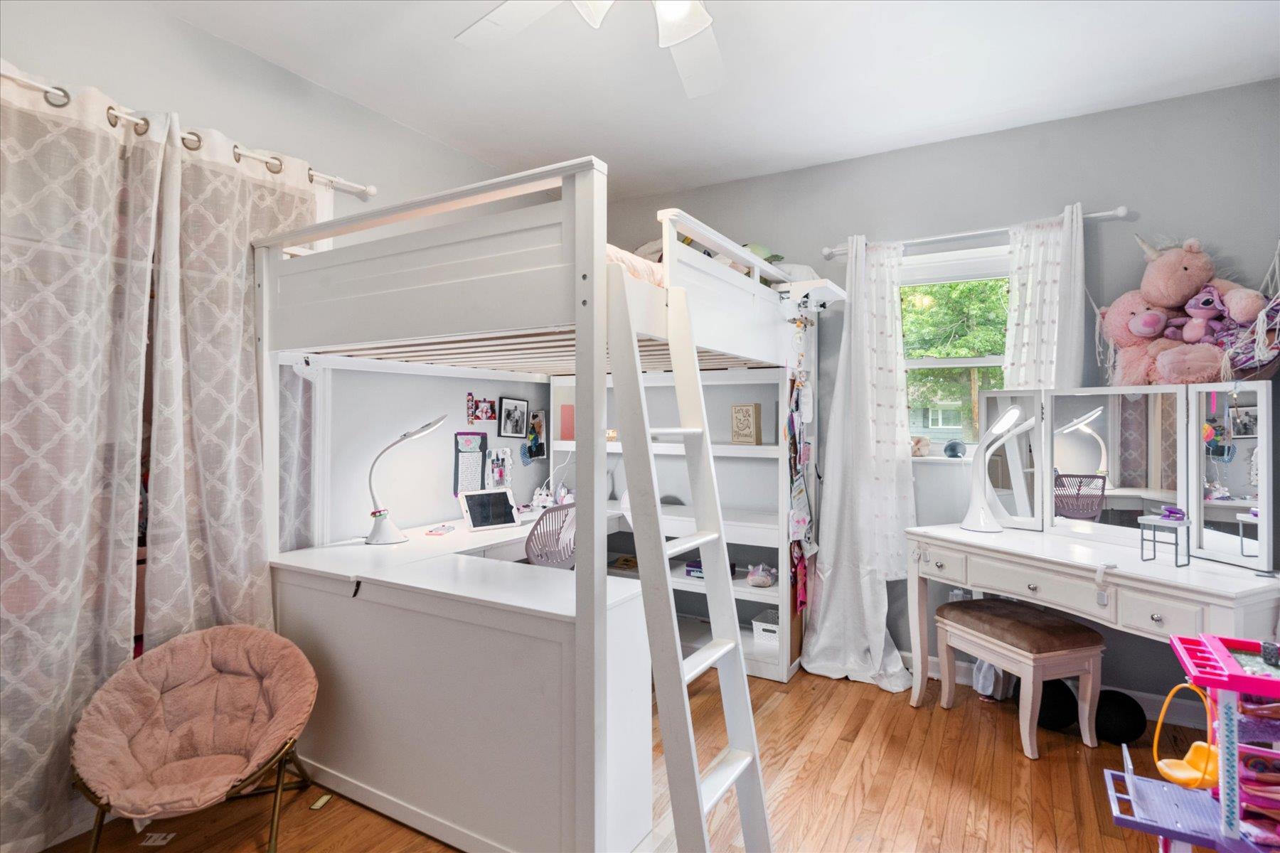 Single Family Hounslow  Suffolk County, NY 11967, MLS-883991-15