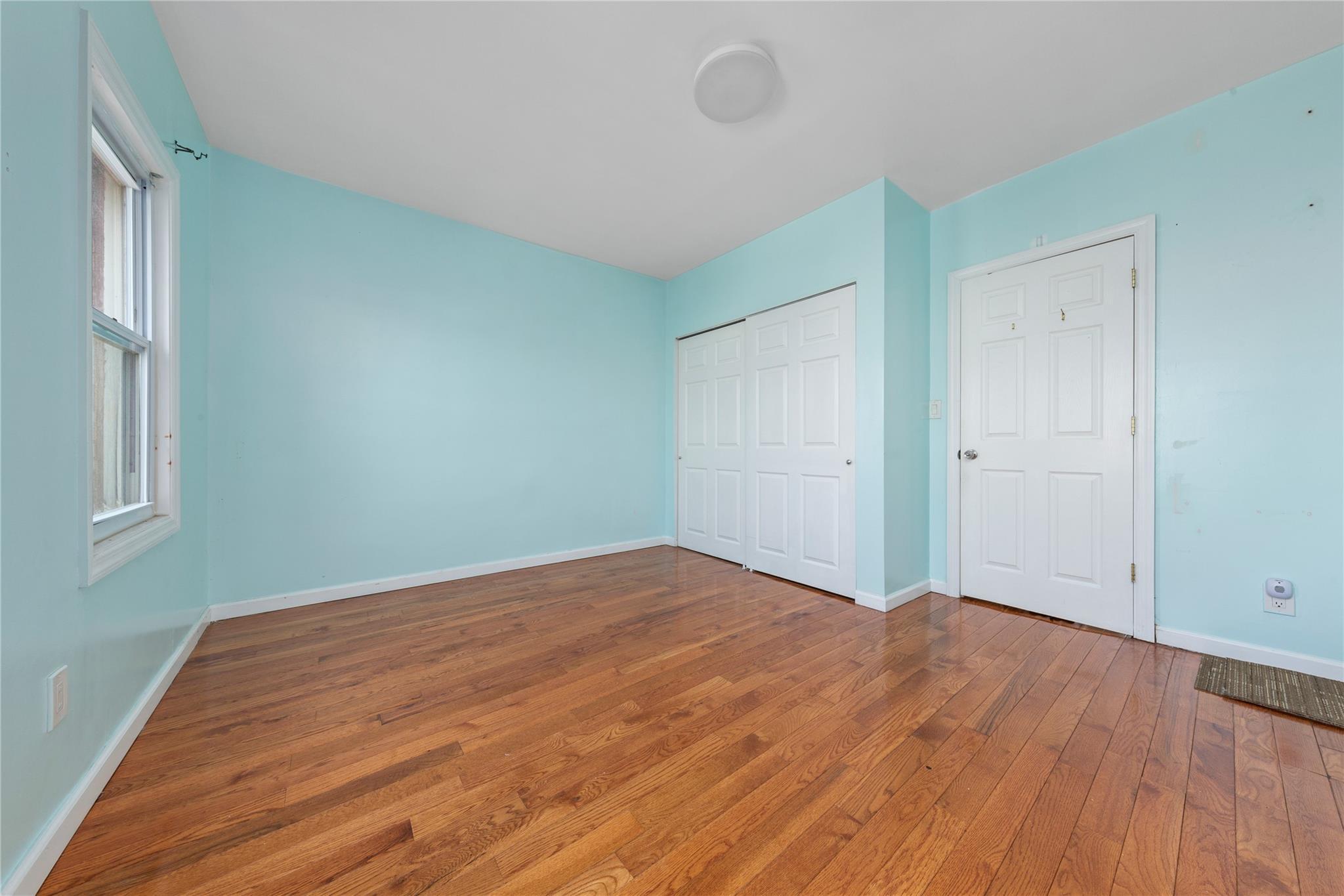 Single Family 127th S  Queens, NY 11420, MLS-884010-20