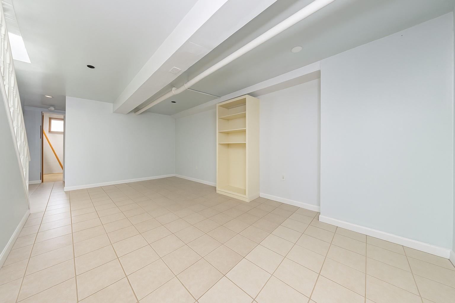 Single Family 127th S  Queens, NY 11420, MLS-884010-24