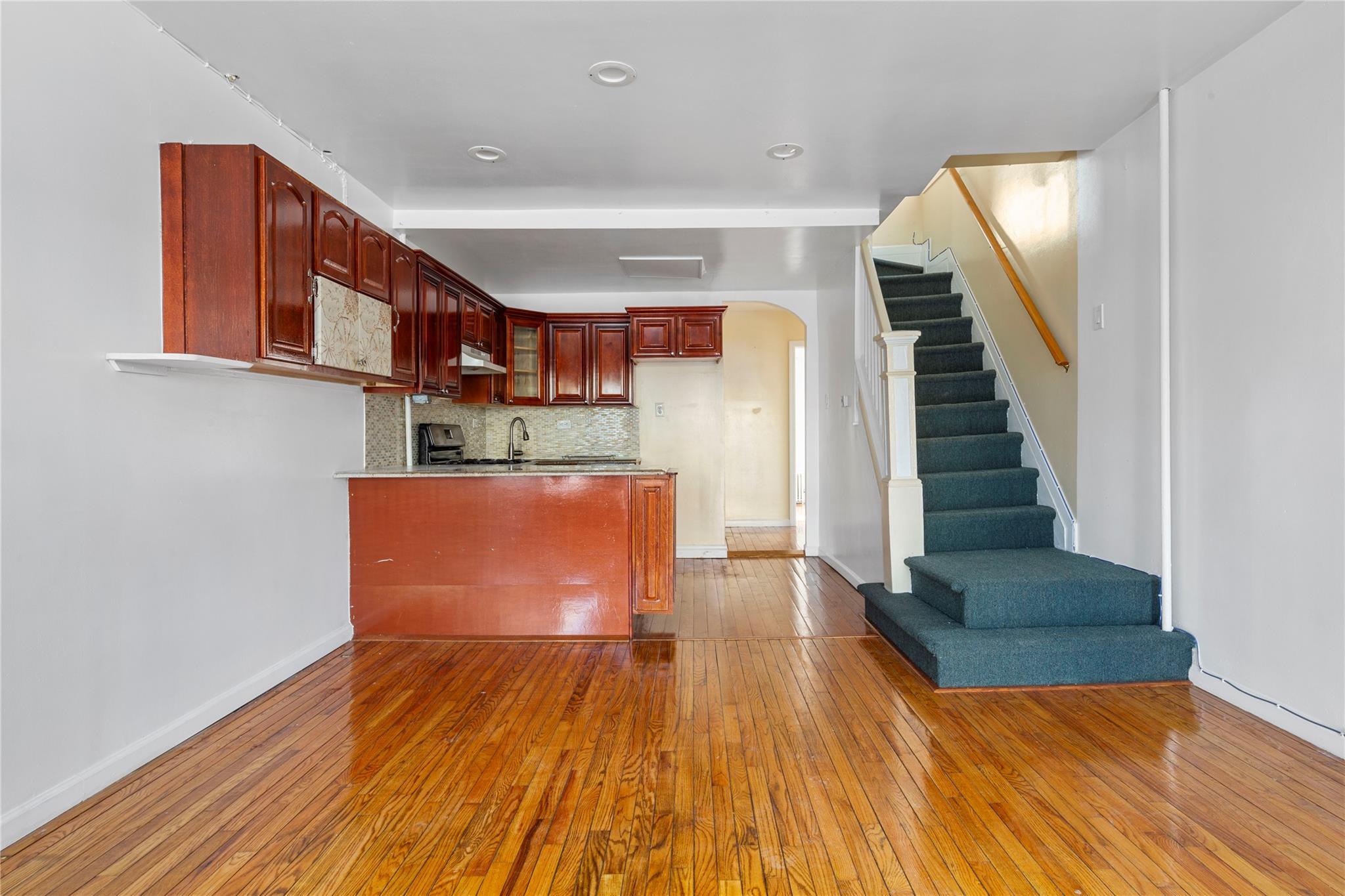 Single Family 127th S  Queens, NY 11420, MLS-884010-7