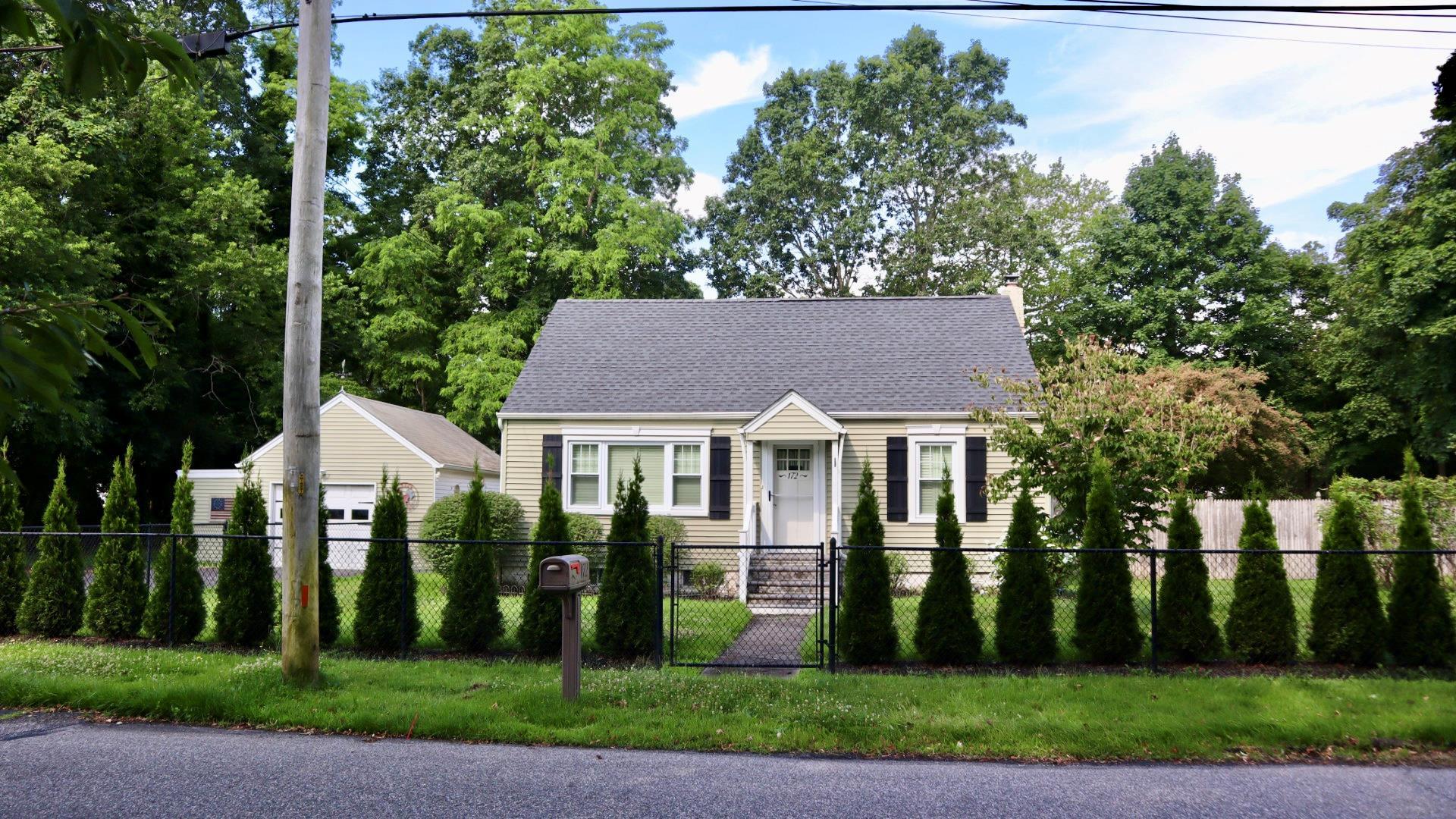 Single Family Cranberry  Suffolk County, NY 11951, MLS-884020-30