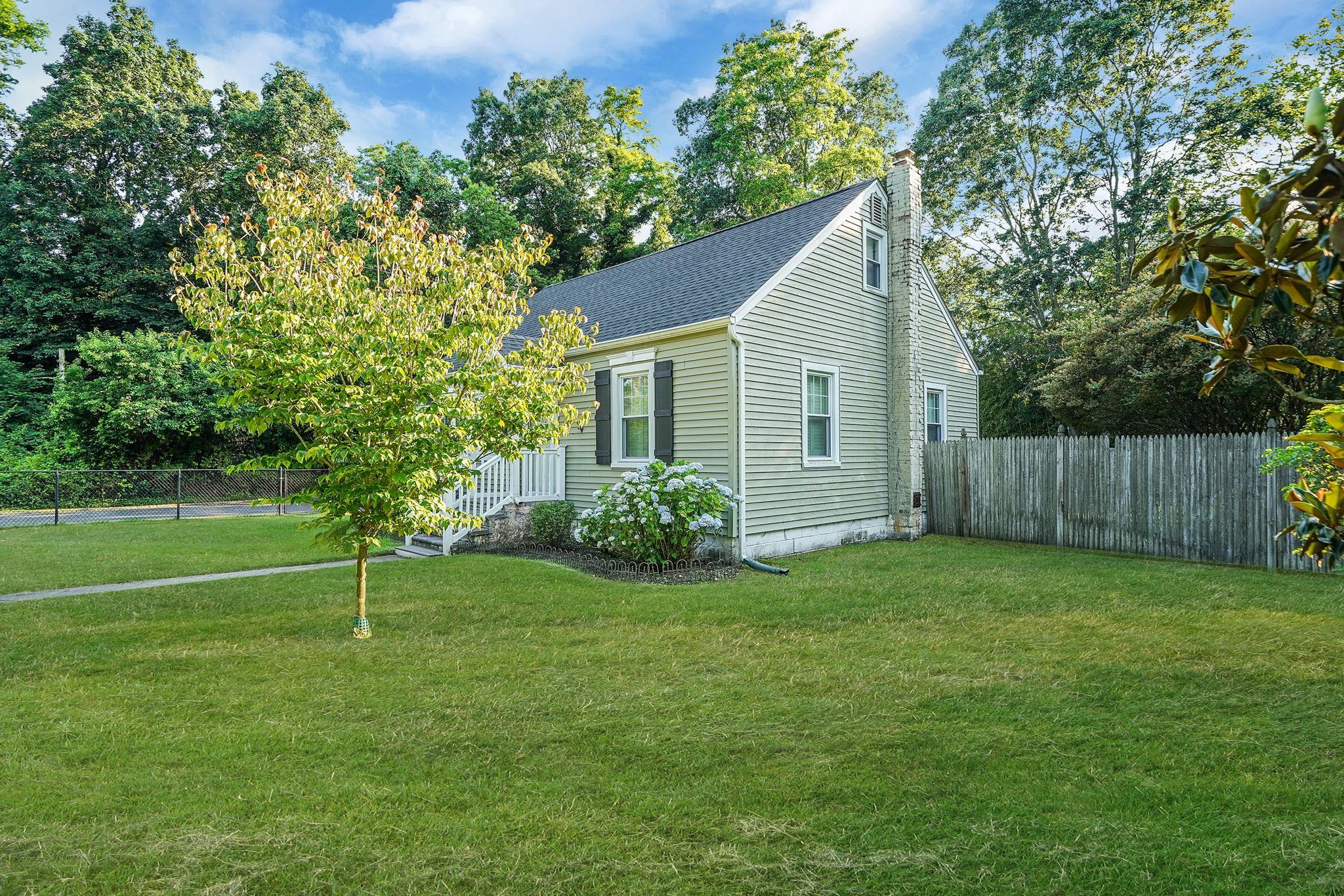 Single Family Cranberry  Suffolk County, NY 11951, MLS-884020-6