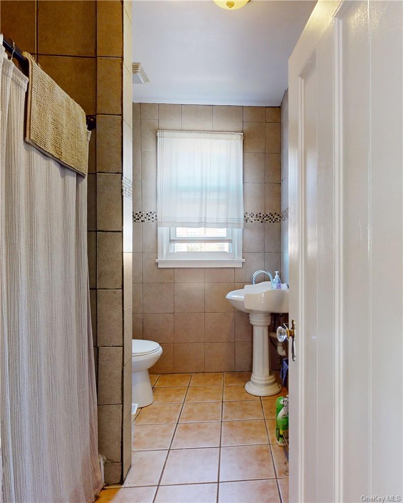 Single Family Hamilton  Westchester County, NY 10801, MLS-884027-11