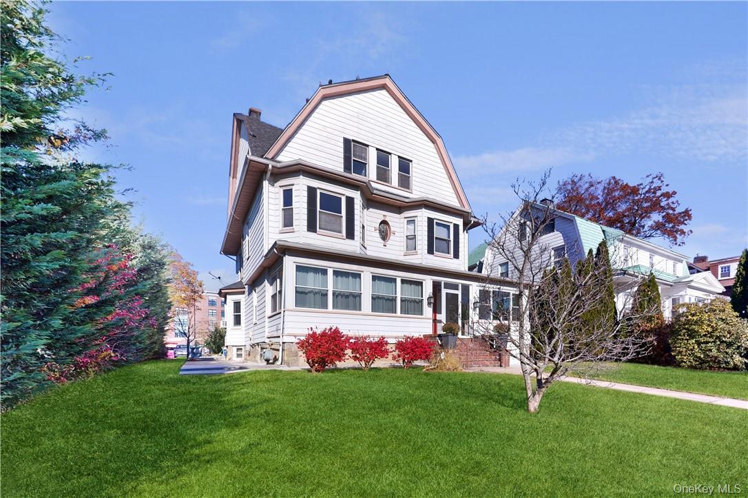 Single Family Hamilton  Westchester County, NY 10801, MLS-884027-2