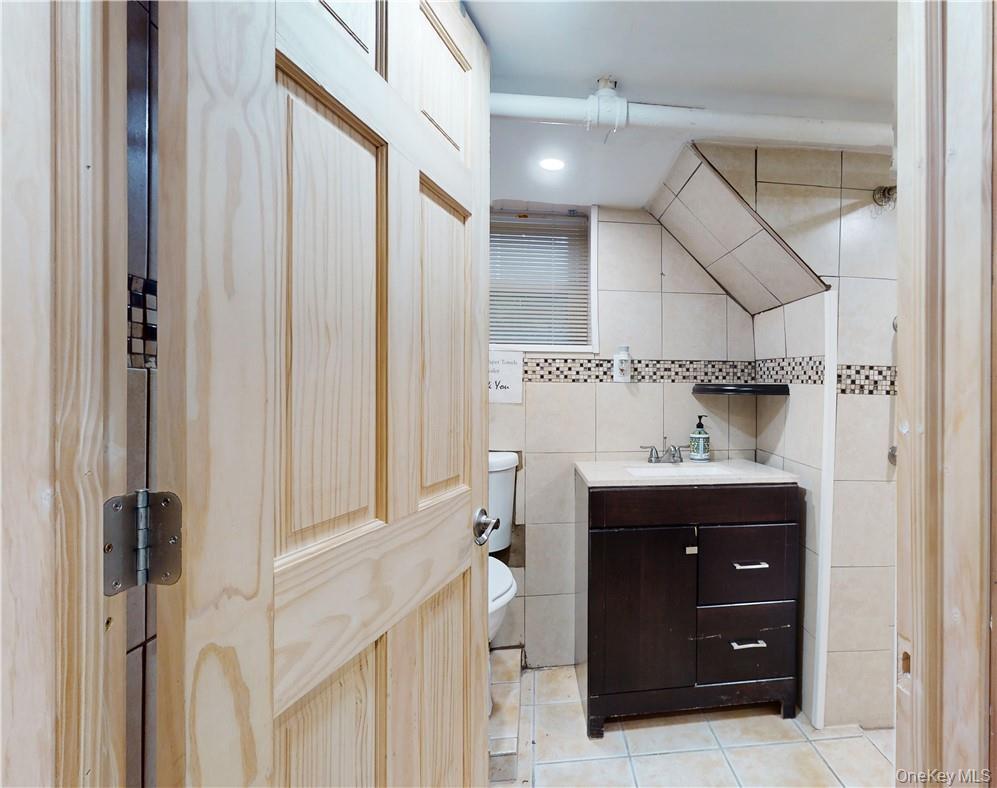 Single Family Hamilton  Westchester County, NY 10801, MLS-884027-20