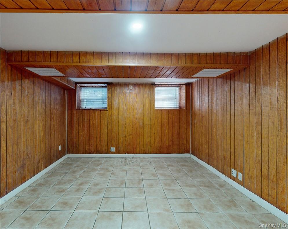 Single Family Hamilton  Westchester County, NY 10801, MLS-884027-24