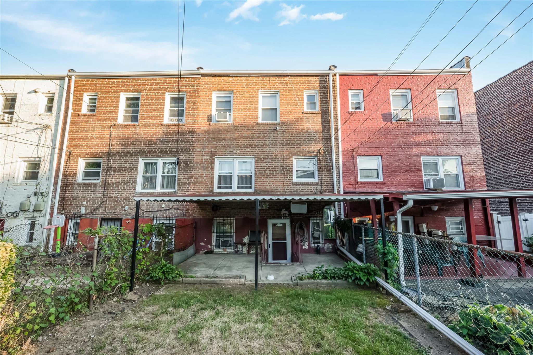 Single Family Murdock Queens, NY 11429, MLS-884030-22