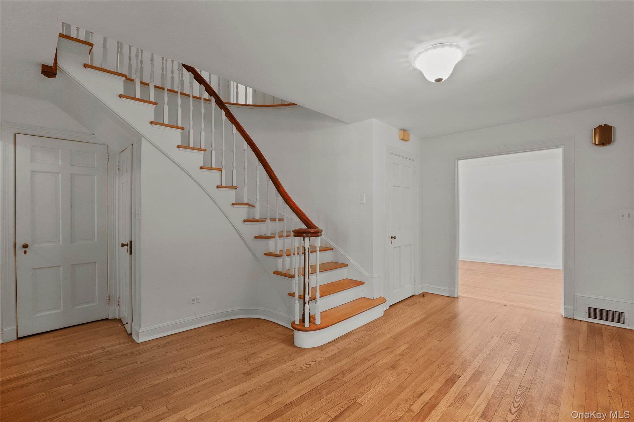 Single Family Pine Brook Westchester County, NY 10506, MLS-884074-11