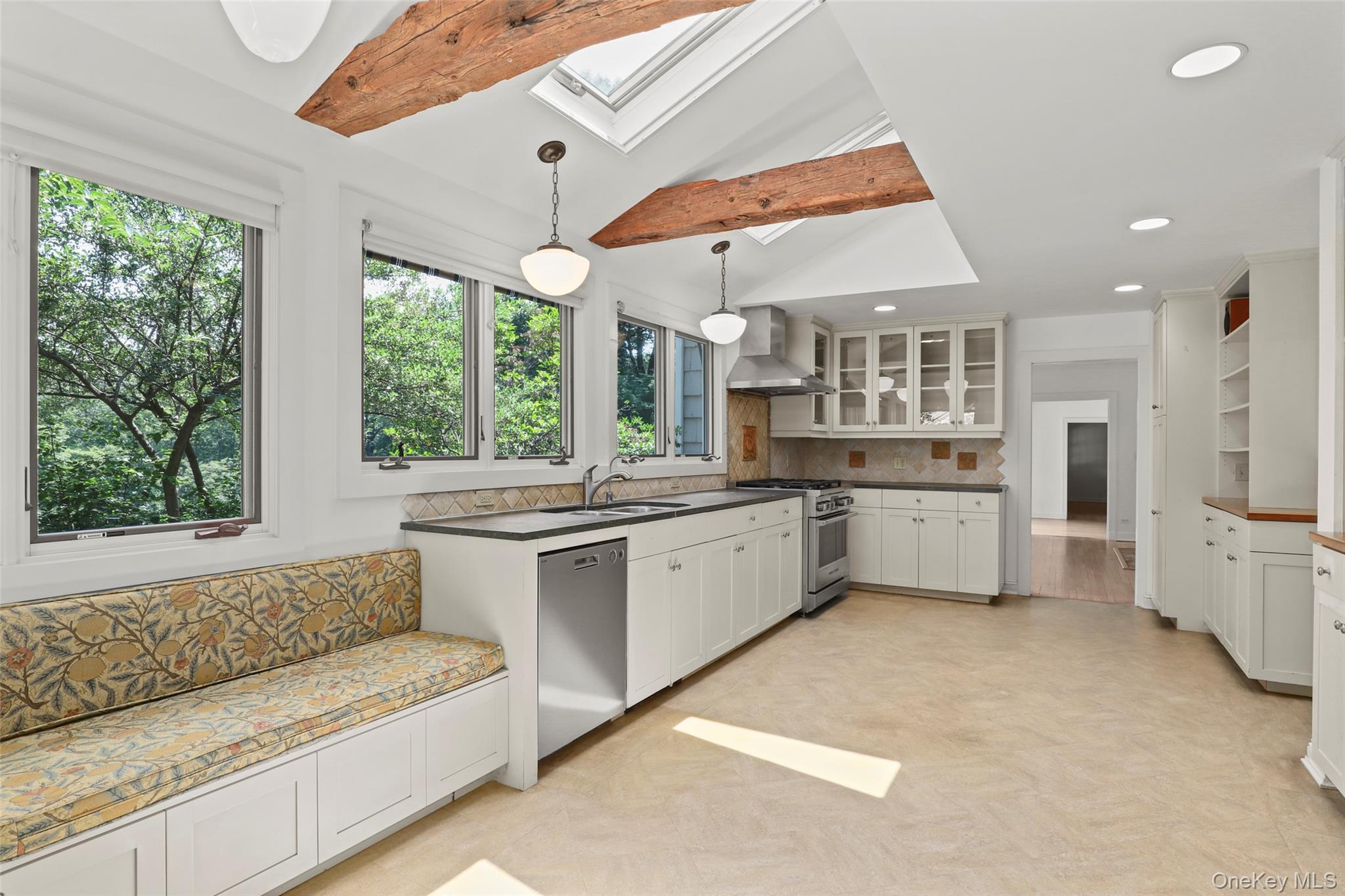 Single Family Pine Brook Westchester County, NY 10506, MLS-884074-15