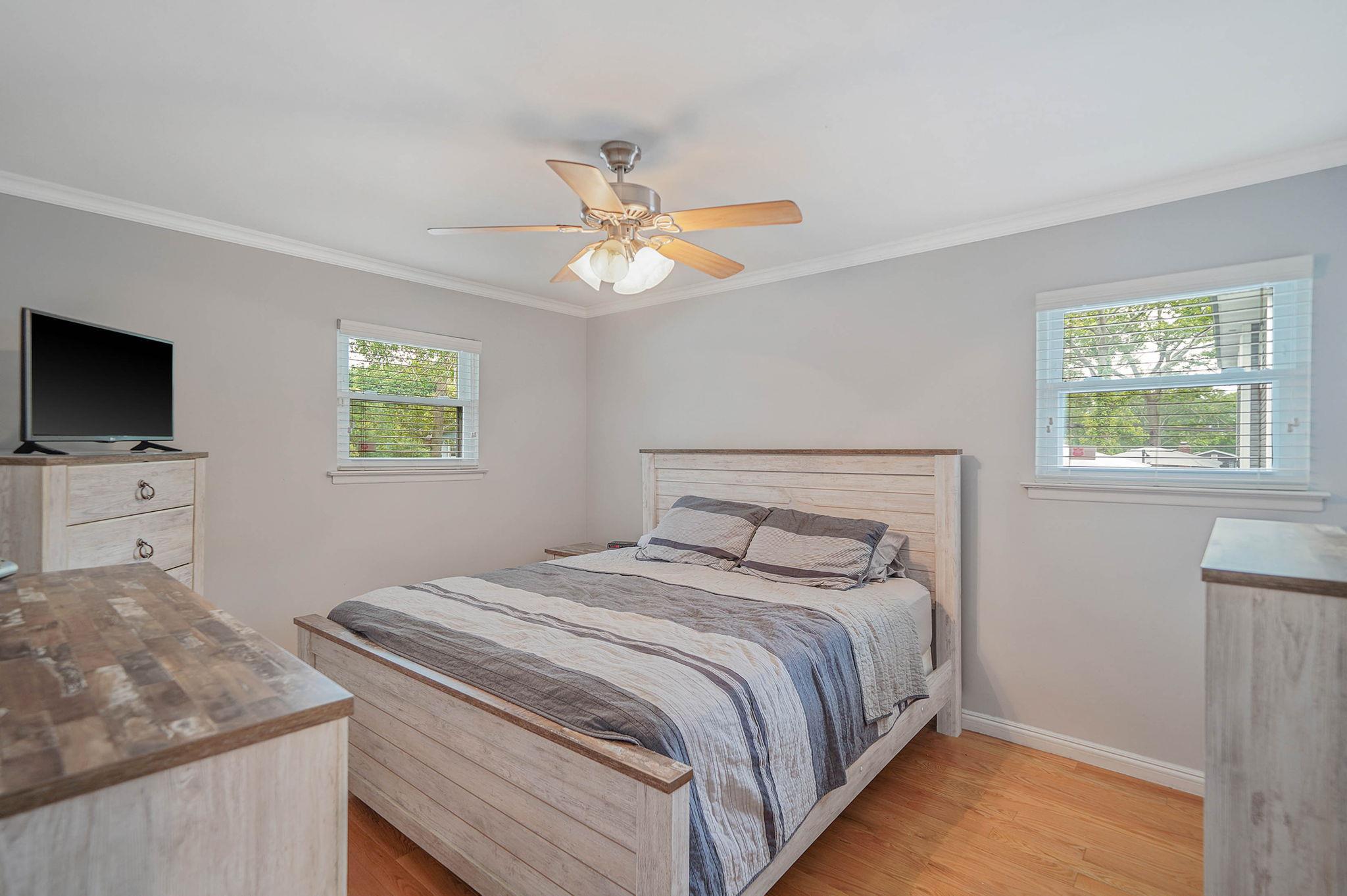 Single Family Holland  Suffolk County, NY 11763, MLS-884075-21