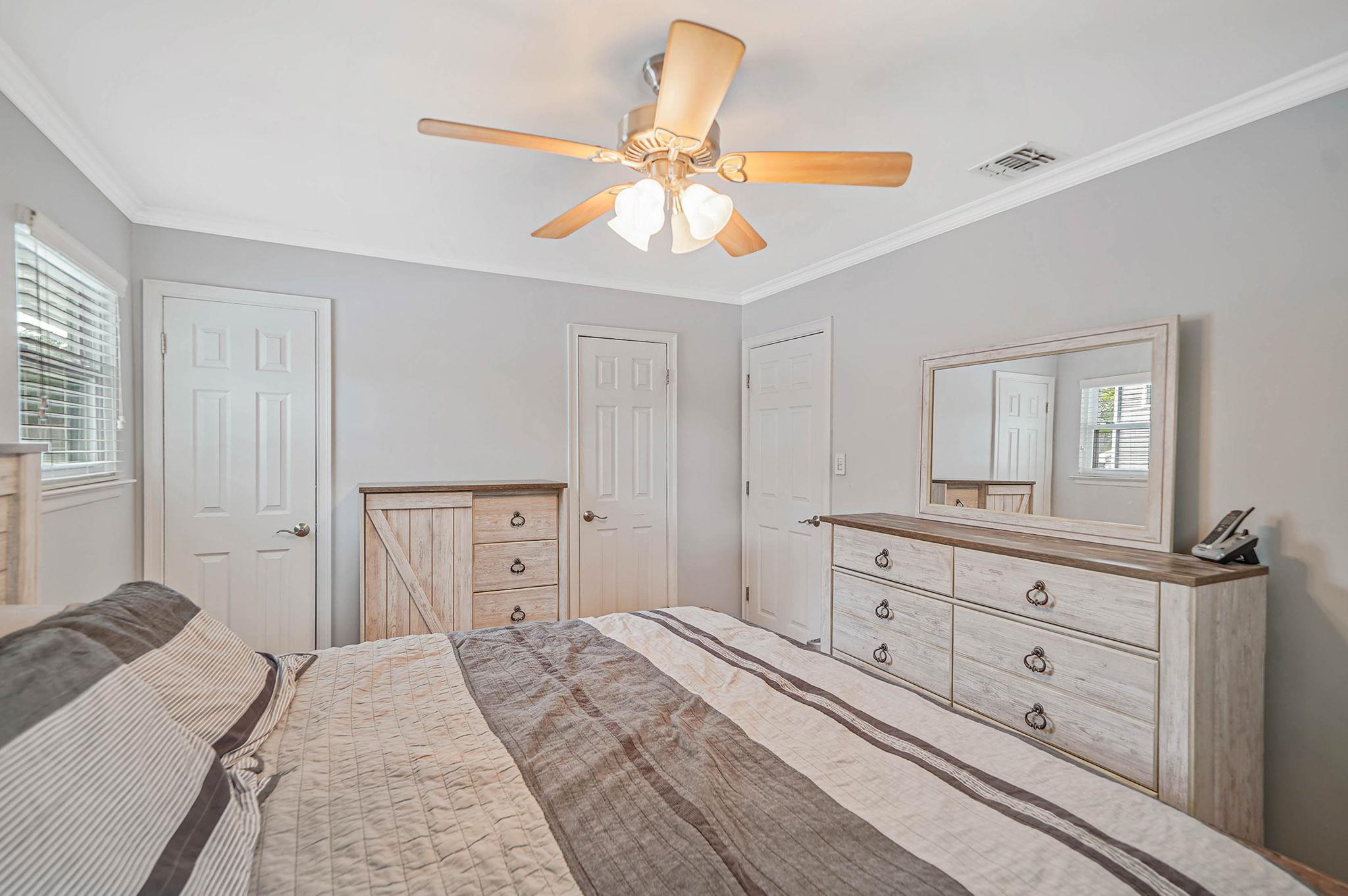 Single Family Holland  Suffolk County, NY 11763, MLS-884075-22