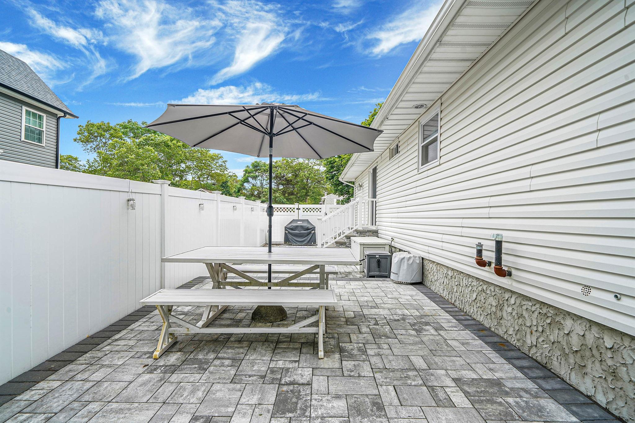 Single Family Holland  Suffolk County, NY 11763, MLS-884075-8