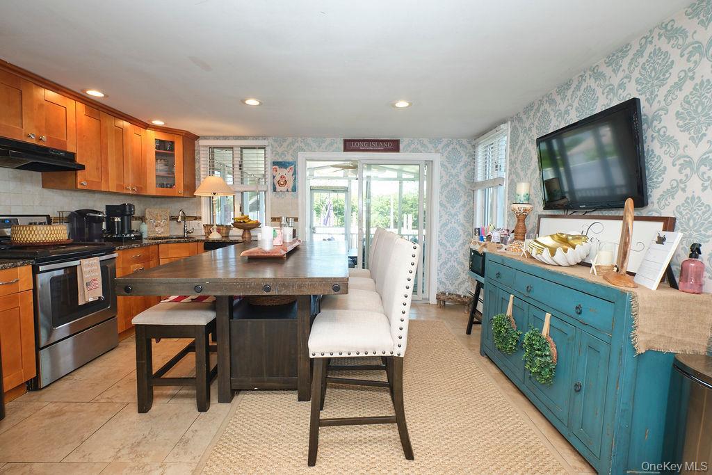 Single Family Somerset  Nassau County, NY 11783, MLS-884093-14