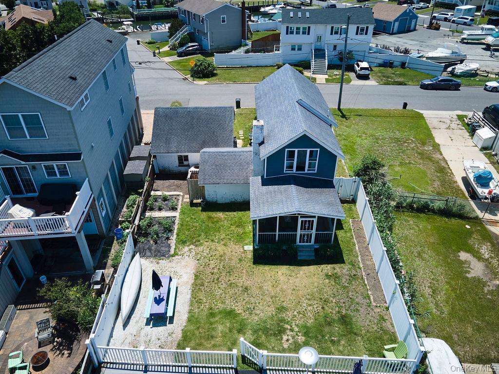 Single Family Somerset  Nassau County, NY 11783, MLS-884093-4