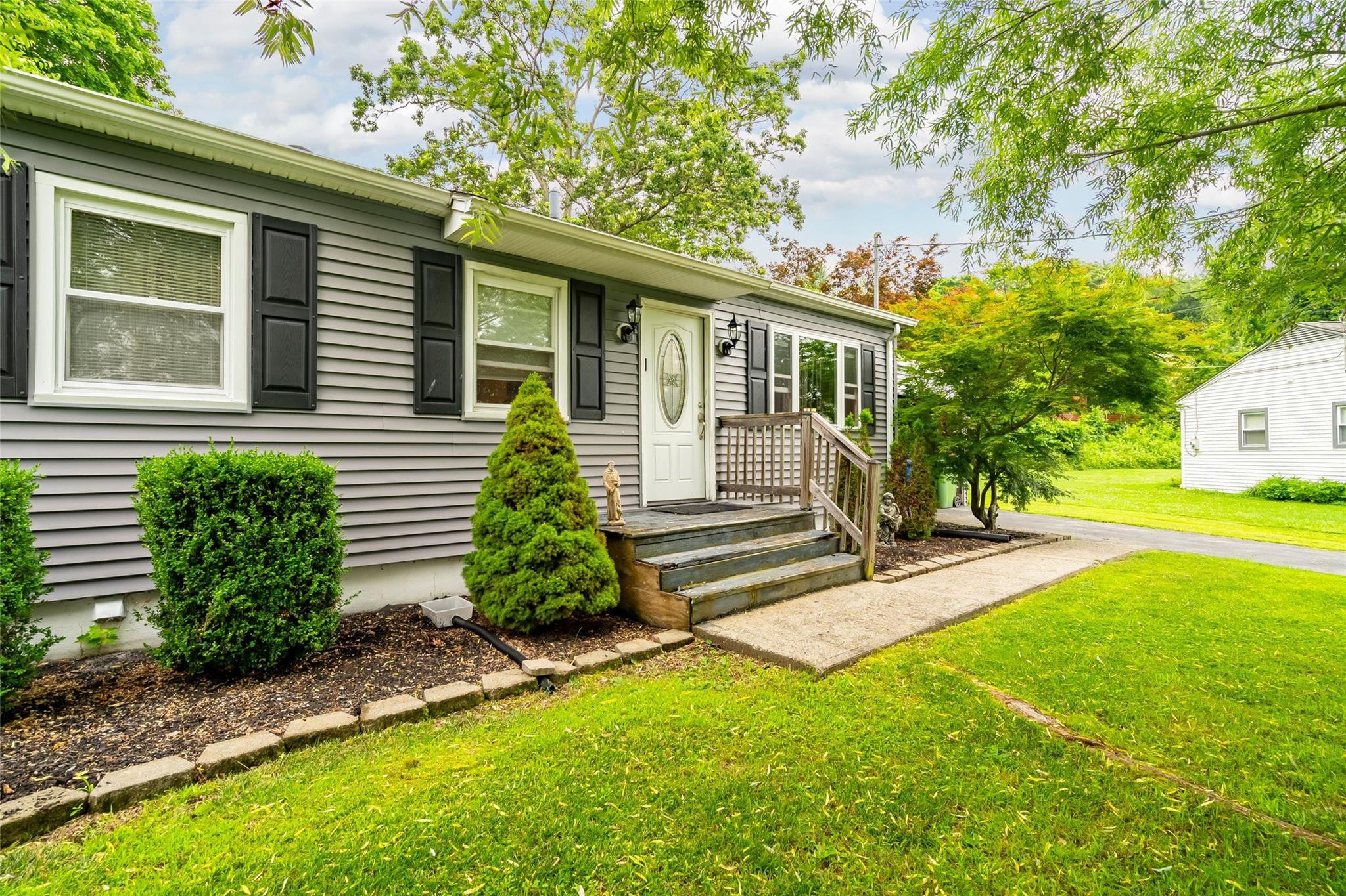 Single Family Madelaine  Orange County, NY 10940, MLS-884098-2