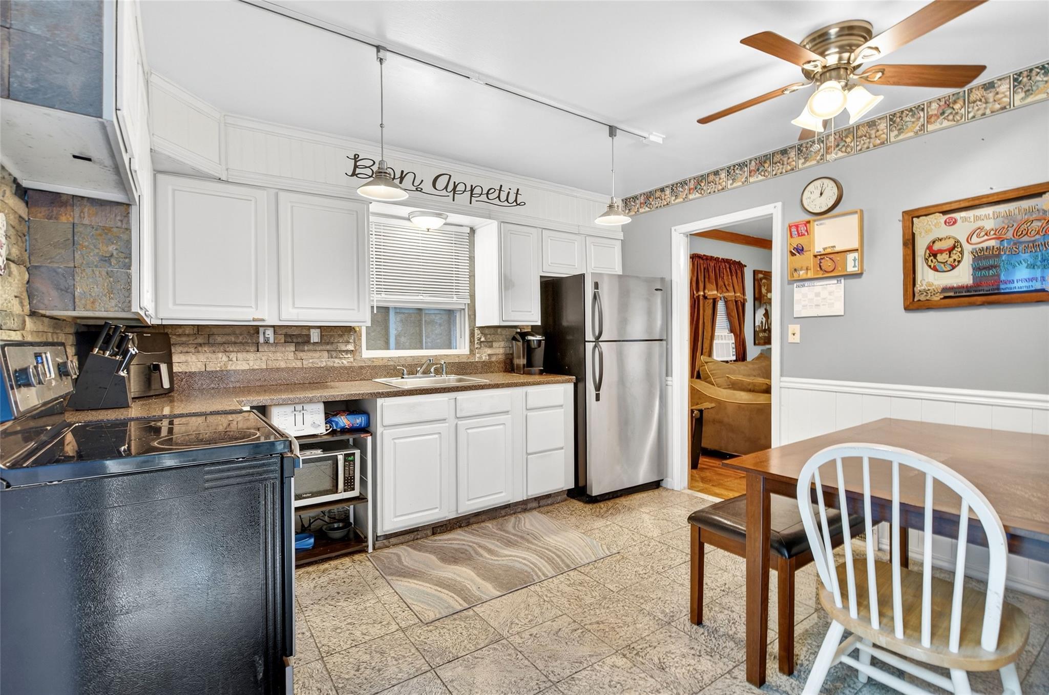 Single Family Madelaine  Orange County, NY 10940, MLS-884098-23