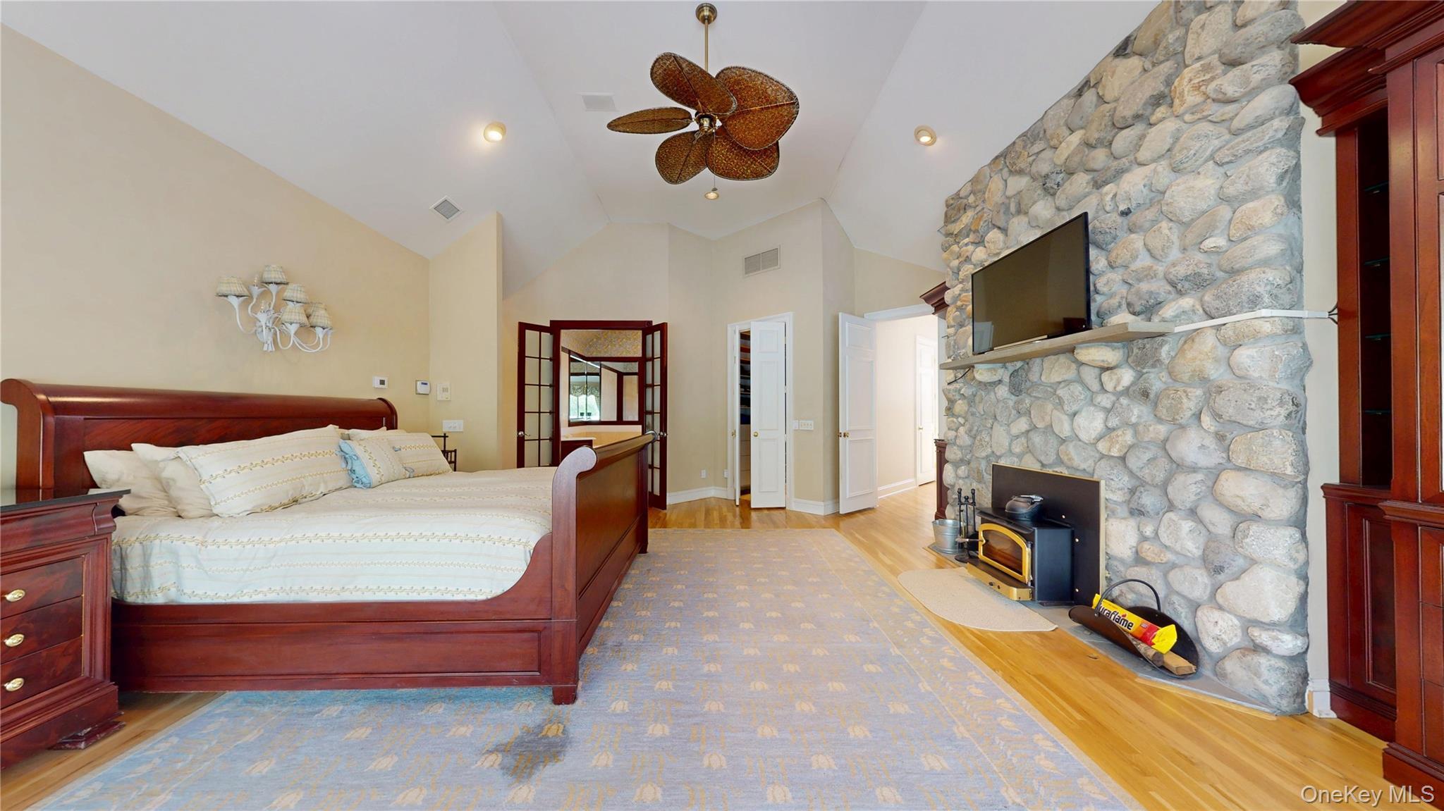 Single Family Montauk Suffolk County, NY 11977, MLS-884102-35