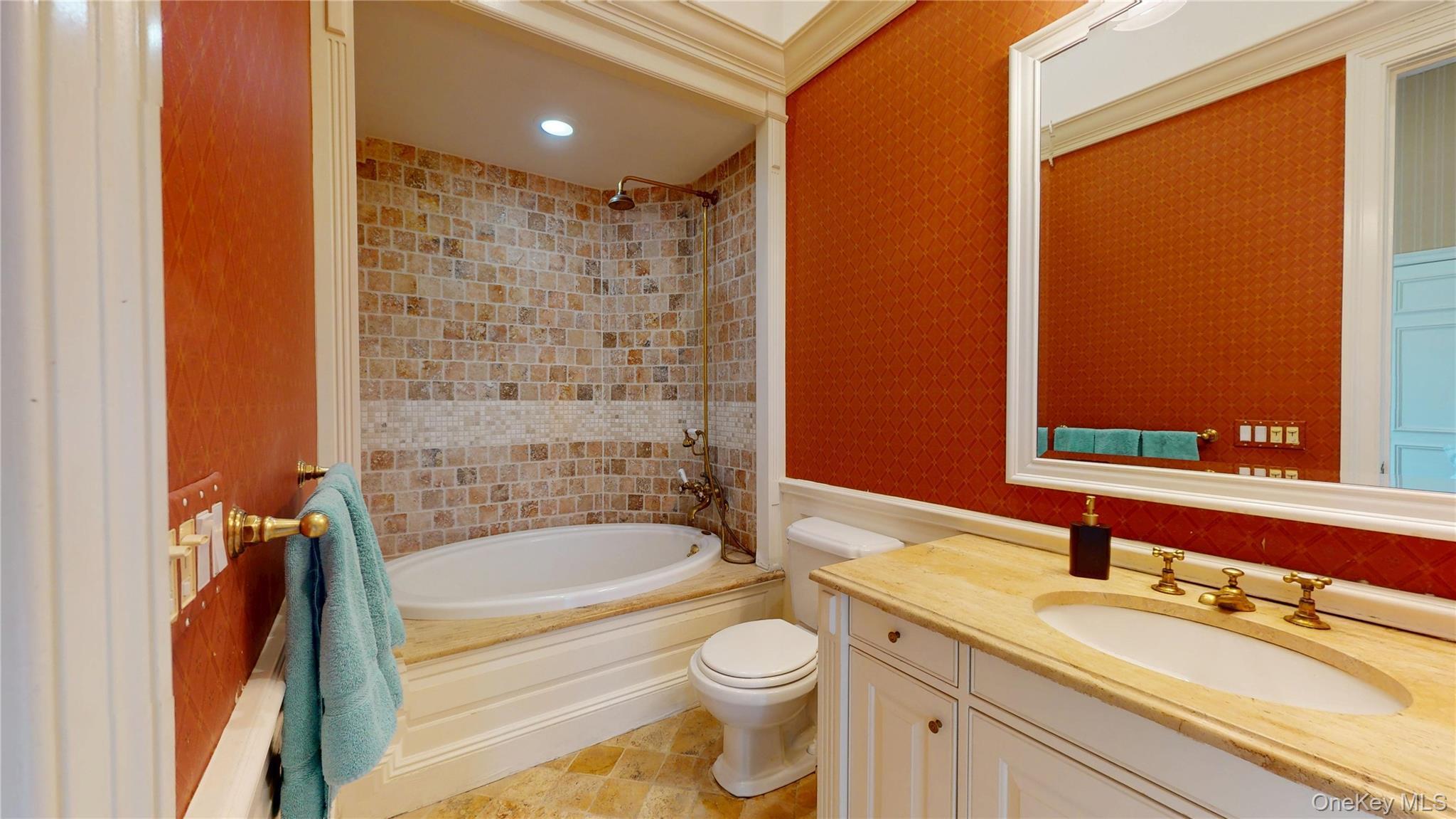 Single Family Montauk Suffolk County, NY 11977, MLS-884102-41