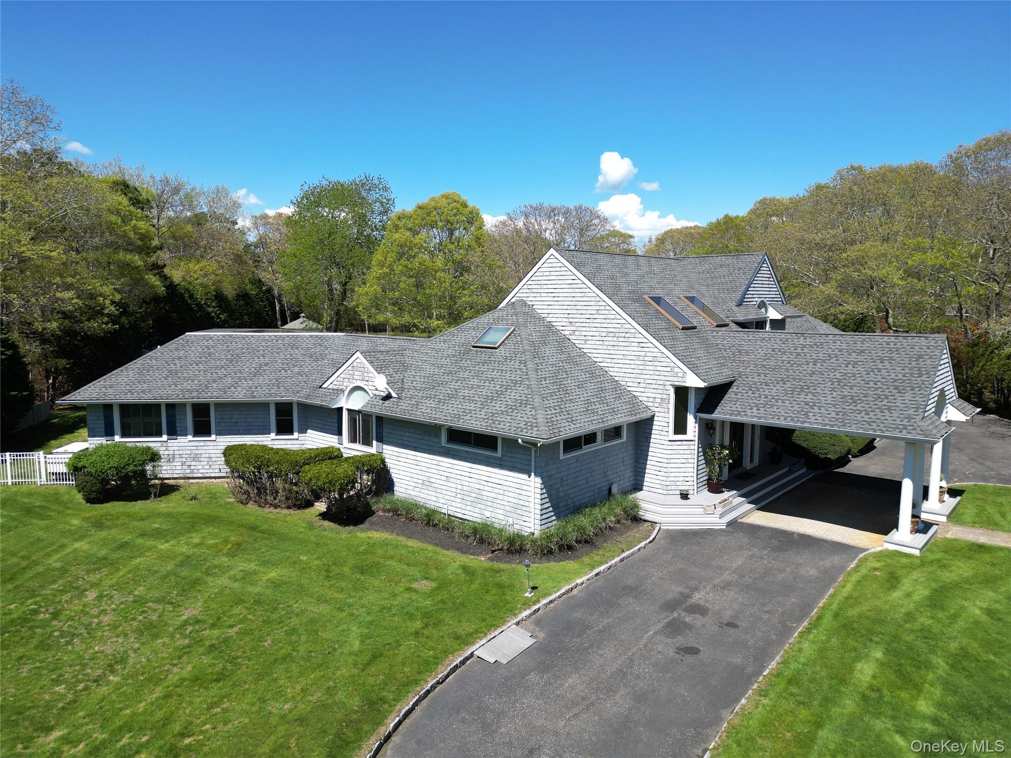 Single Family Montauk Suffolk County, NY 11977, MLS-884102-7