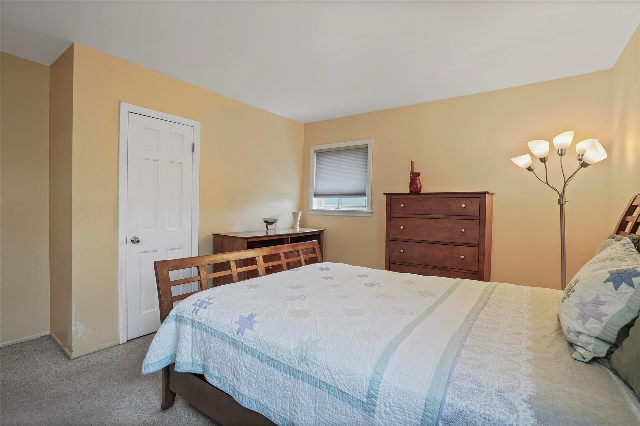 Single Family 91st  Queens, NY 11414, MLS-884110-16