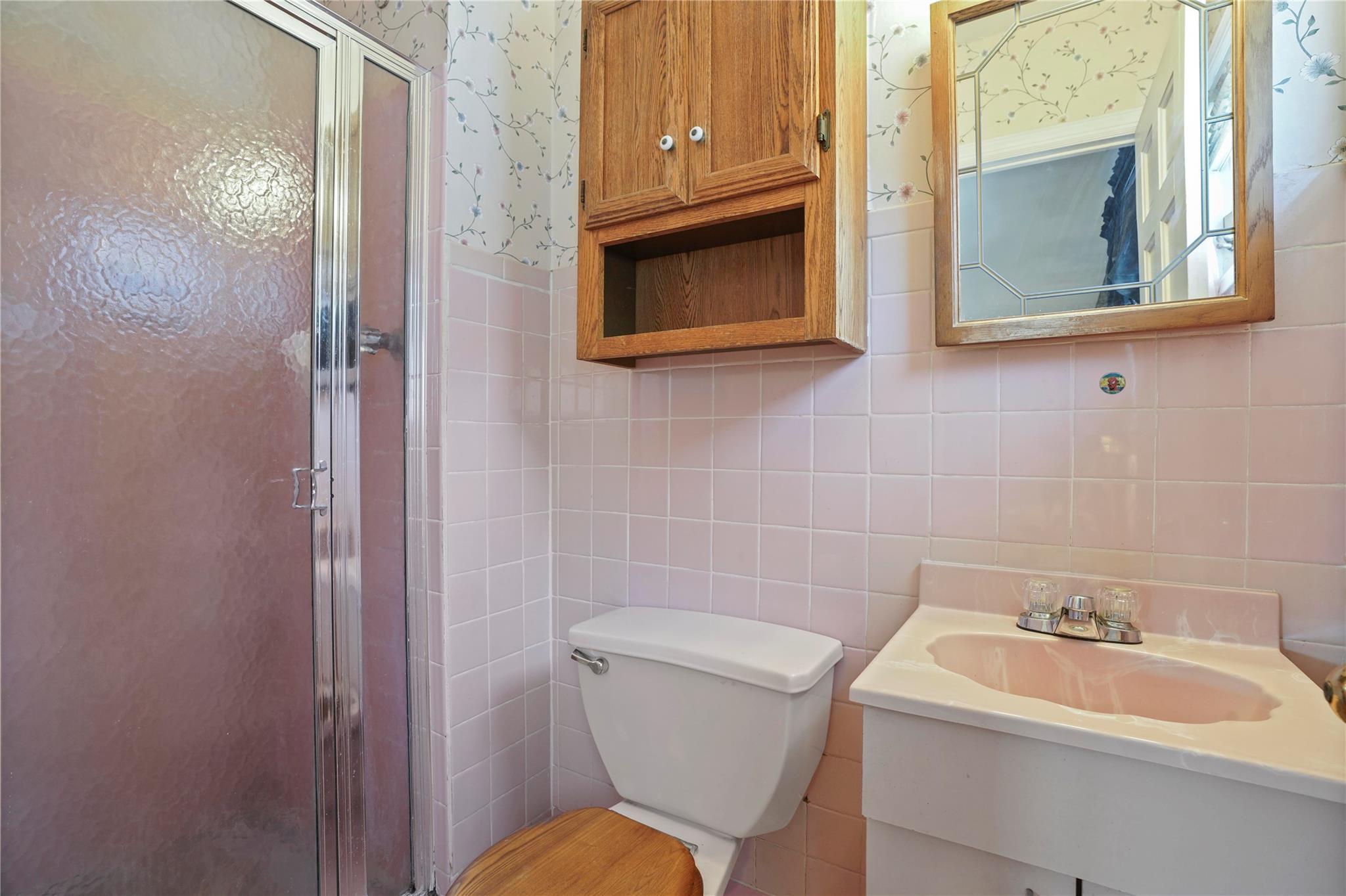 Single Family 91st  Queens, NY 11414, MLS-884110-21