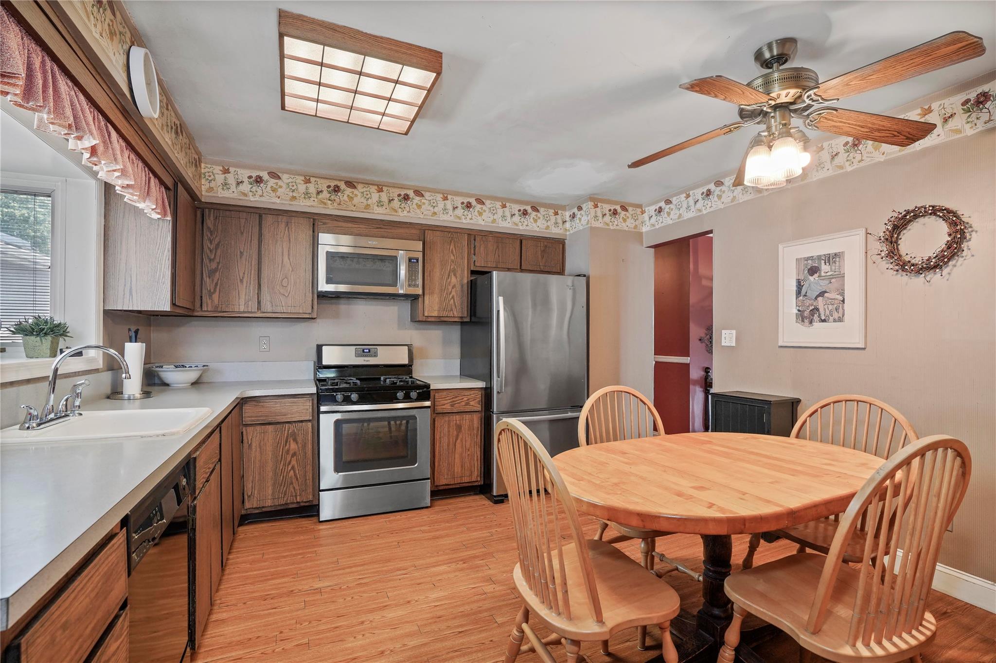 Single Family 91st  Queens, NY 11414, MLS-884110-24
