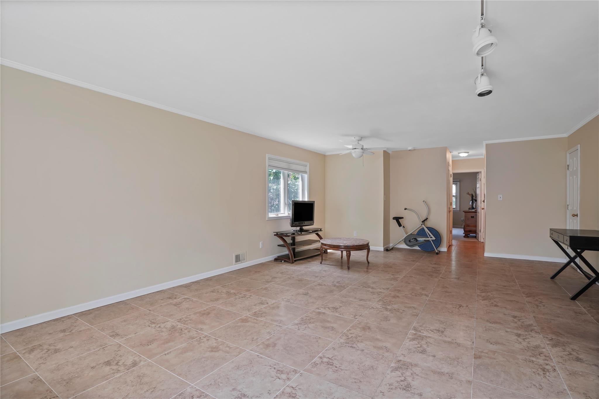 Single Family 91st  Queens, NY 11414, MLS-884110-30
