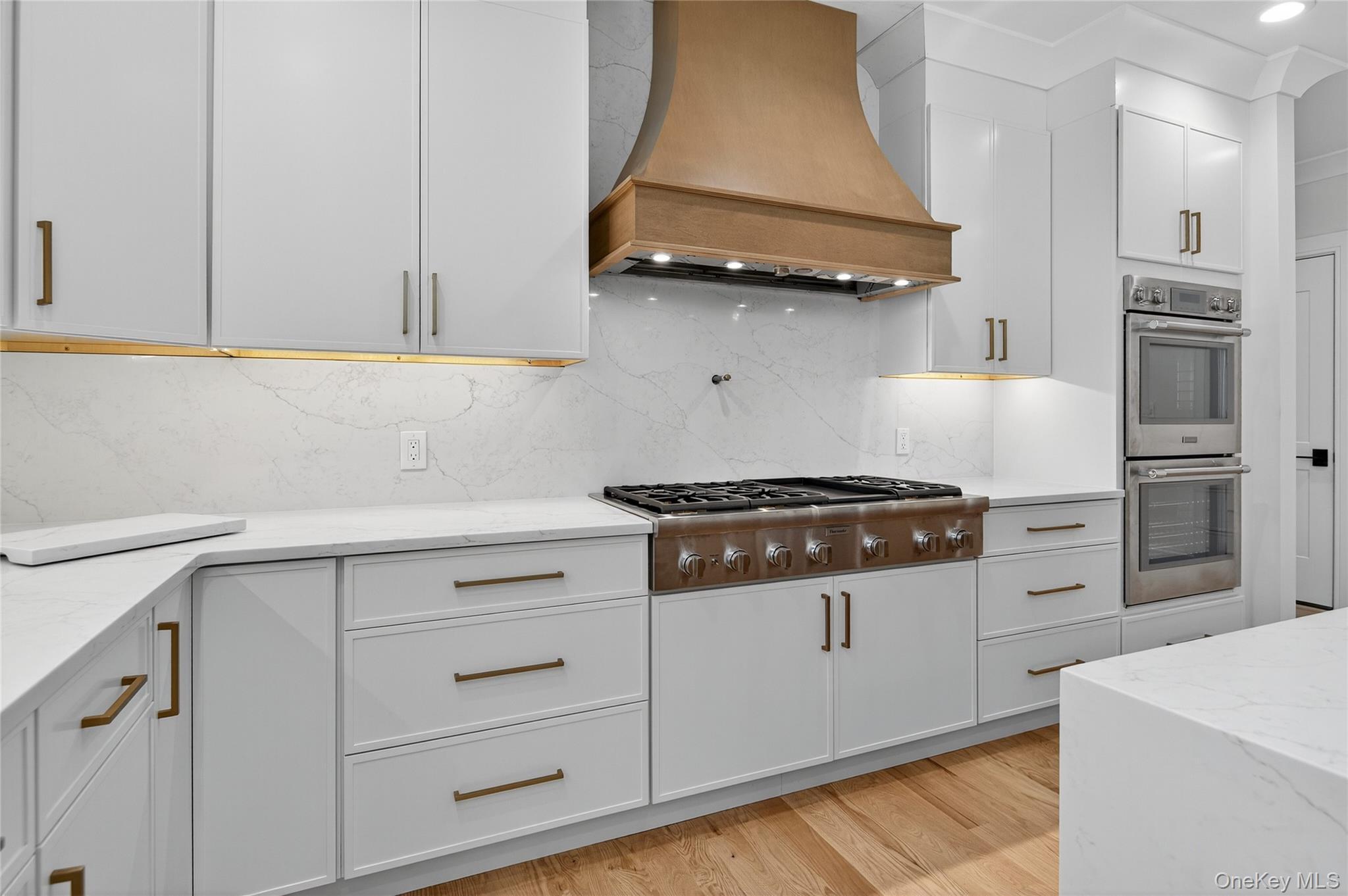 Single Family Caledonia  Suffolk County, NY 11746, MLS-884112-14