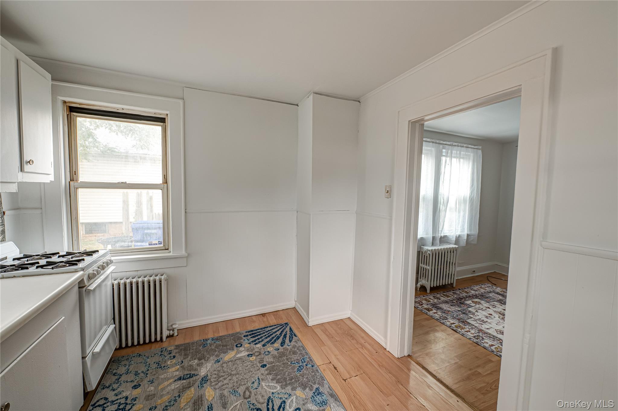 Single Family 4th Suffolk County, NY 11706, MLS-884120-12