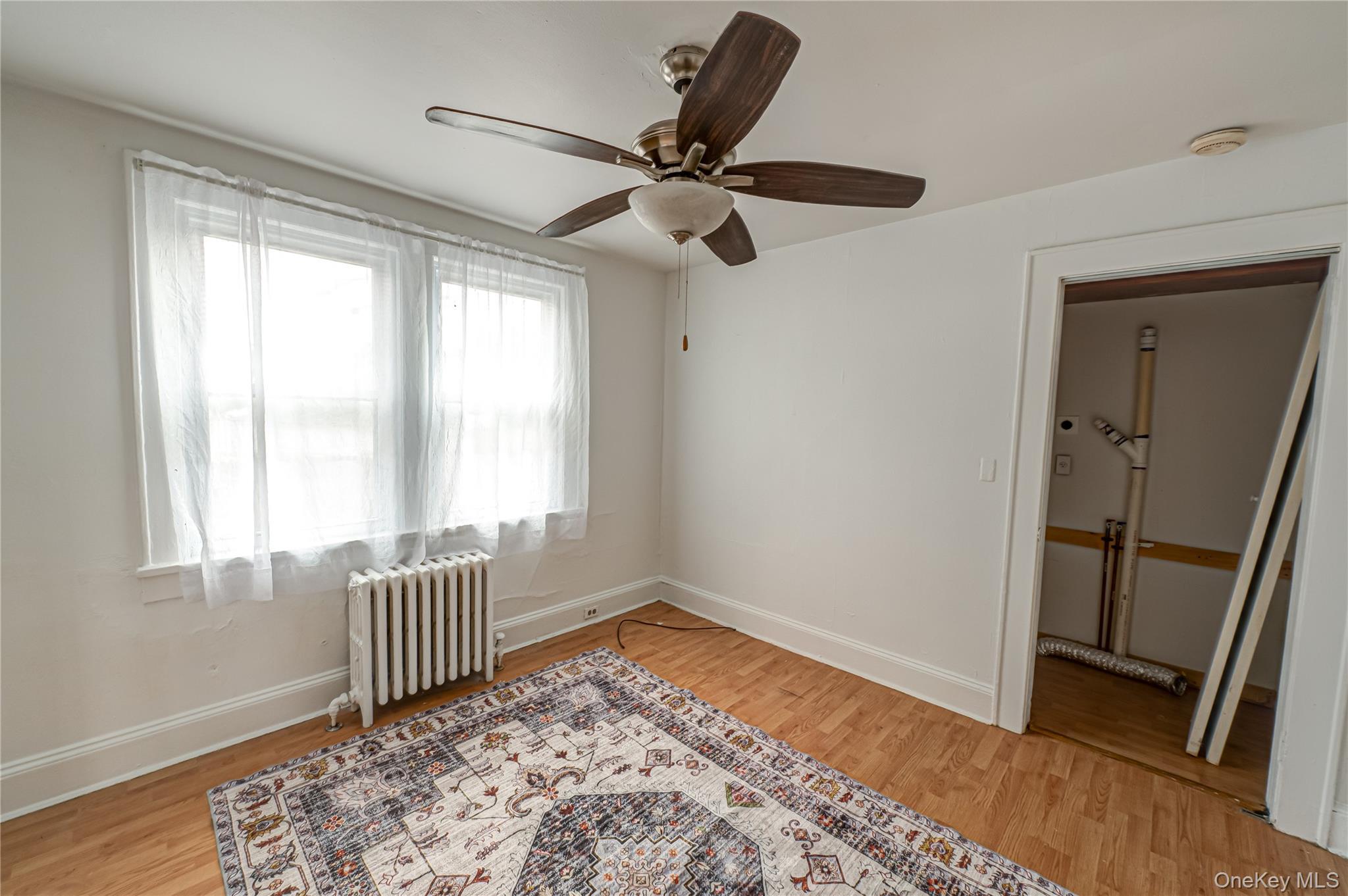 Single Family 4th Suffolk County, NY 11706, MLS-884120-16