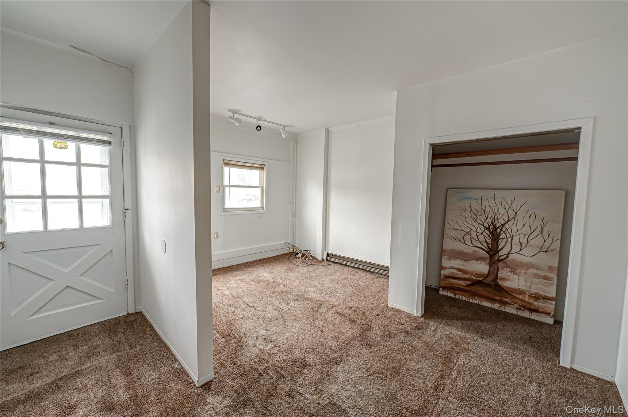 Single Family 4th Suffolk County, NY 11706, MLS-884120-7