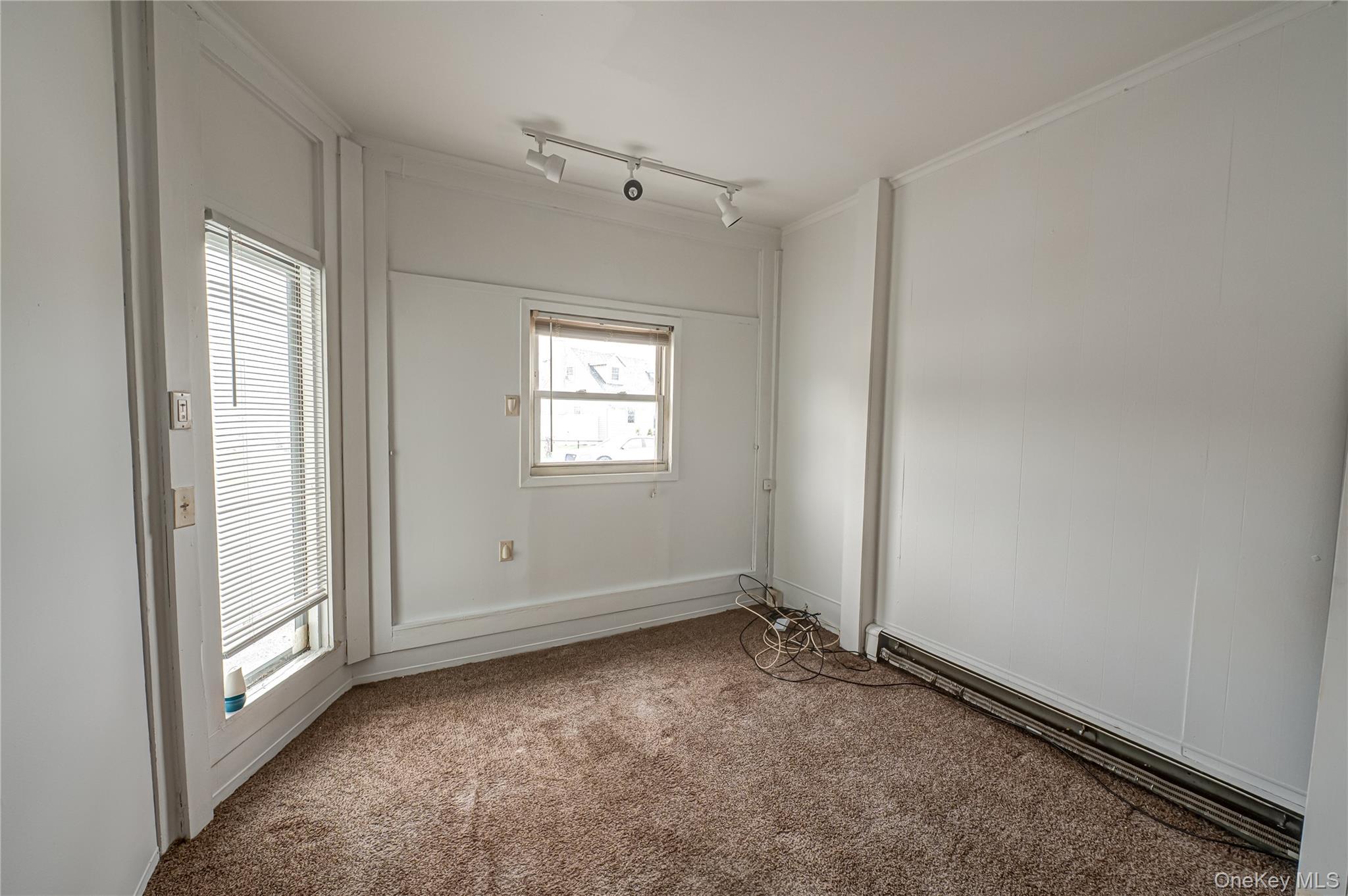 Single Family 4th Suffolk County, NY 11706, MLS-884120-8