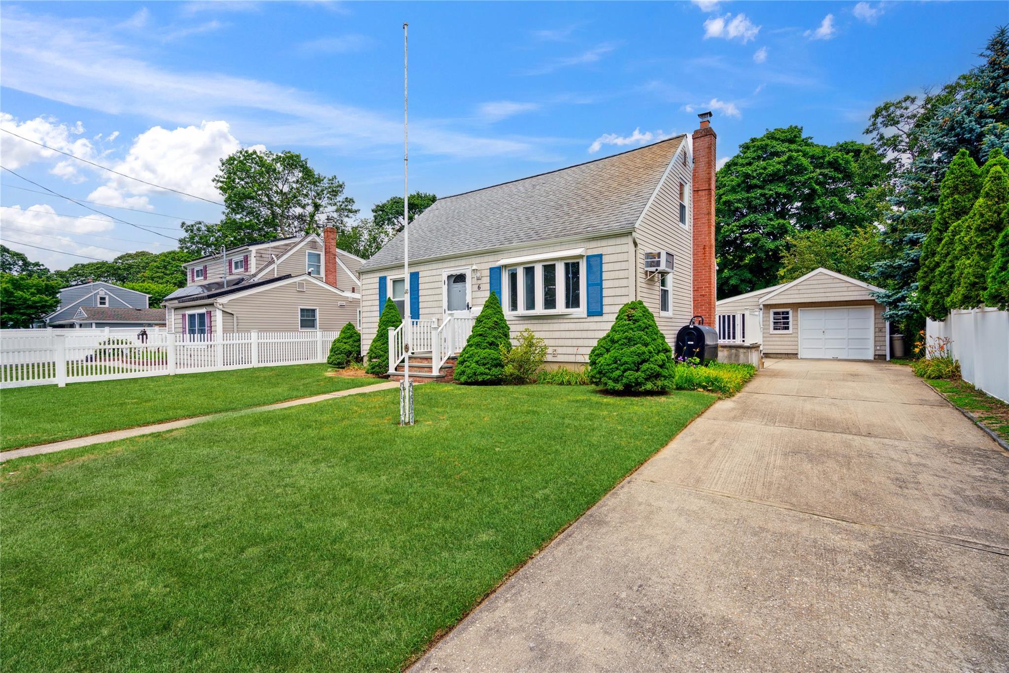 Single Family Vermont  Suffolk County, NY 11757, MLS-884132-2