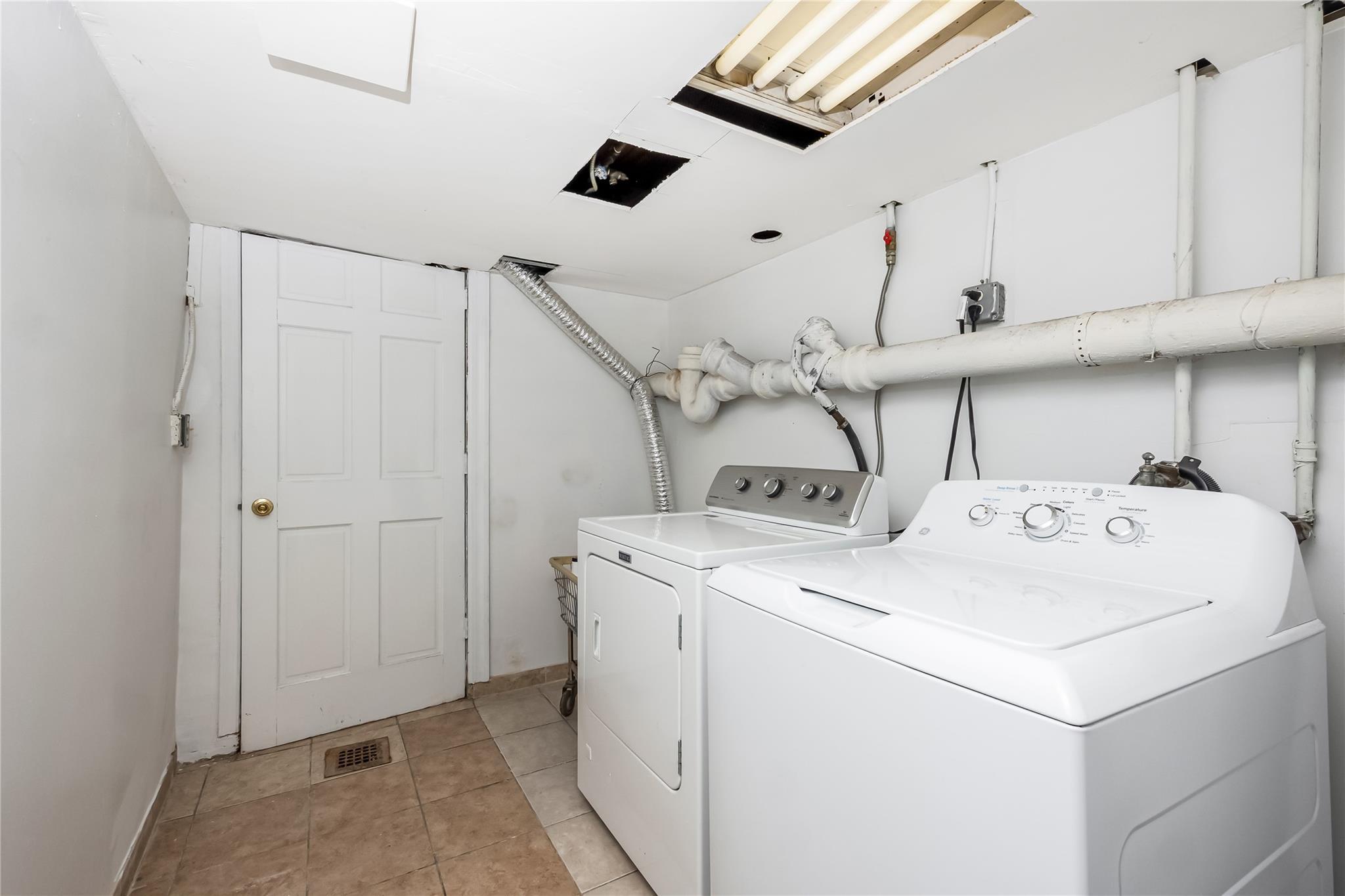 Single Family 15  Brooklyn, NY 11228, MLS-884142-29