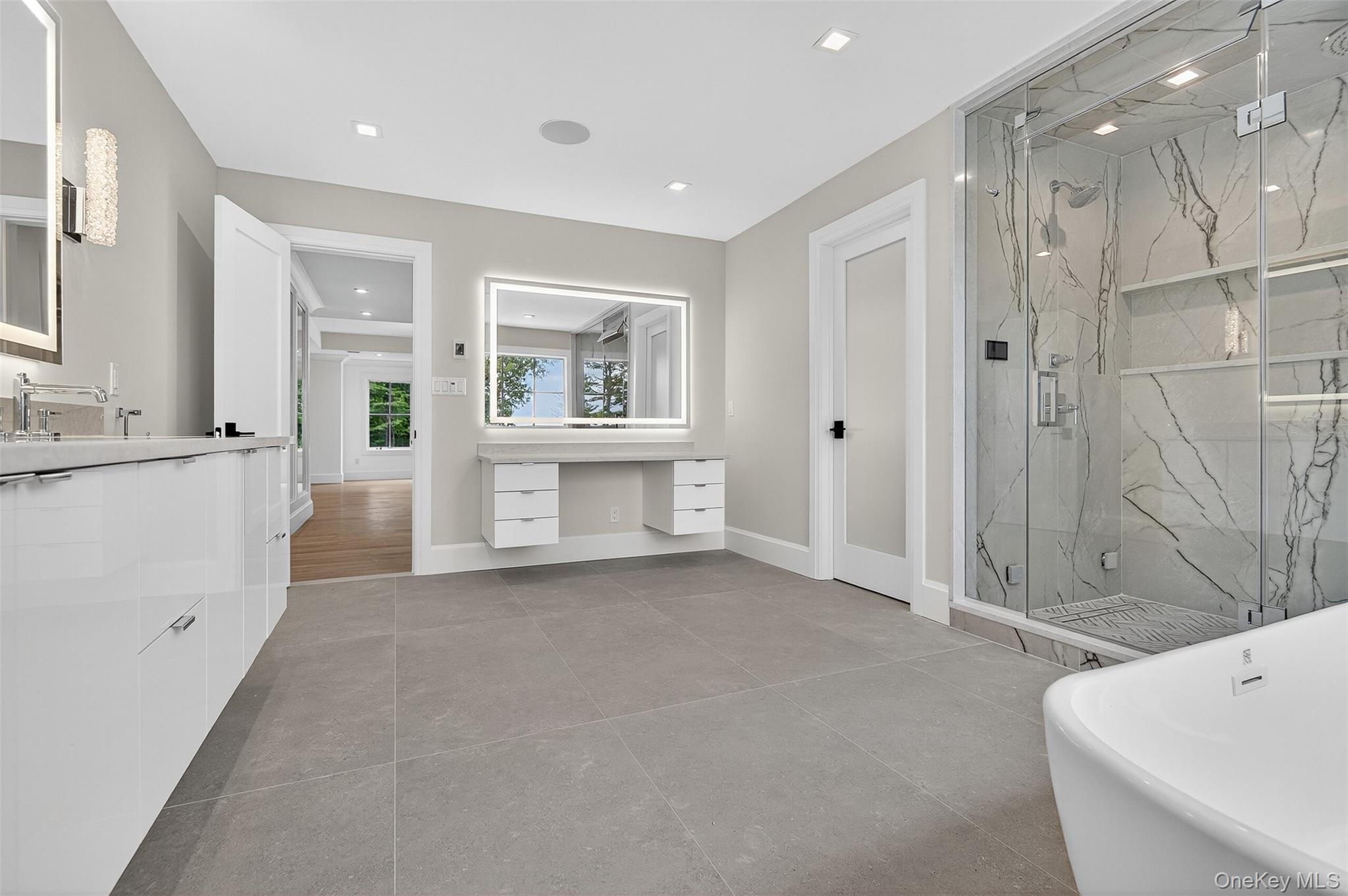 Single Family Pine Nassau County, NY 11791, MLS-884158-27