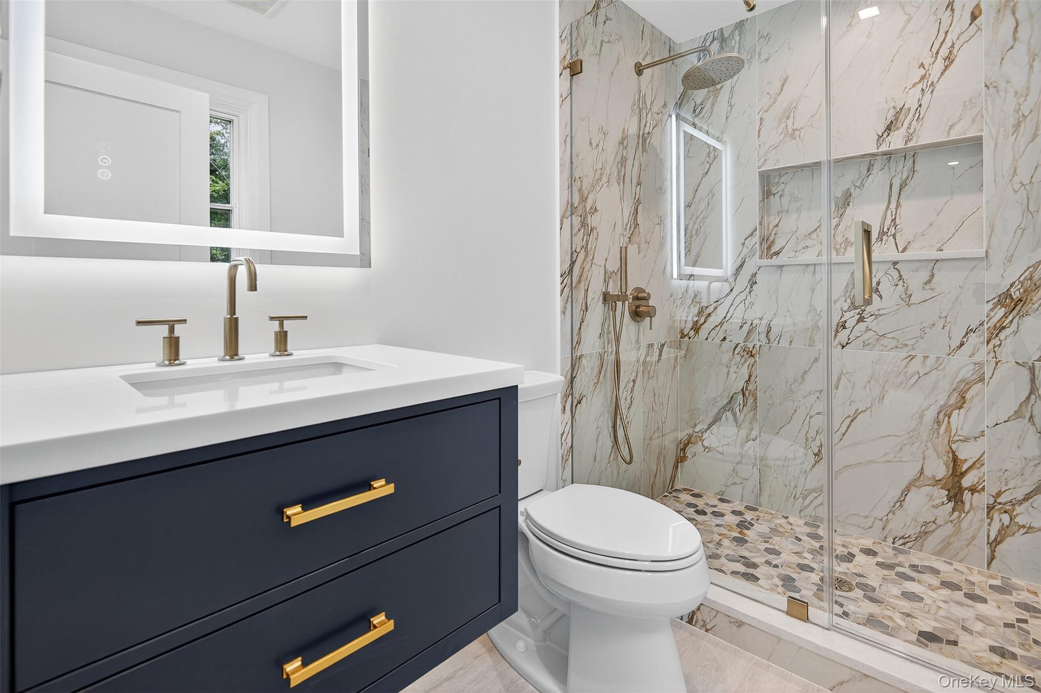 Single Family Pine Nassau County, NY 11791, MLS-884158-32