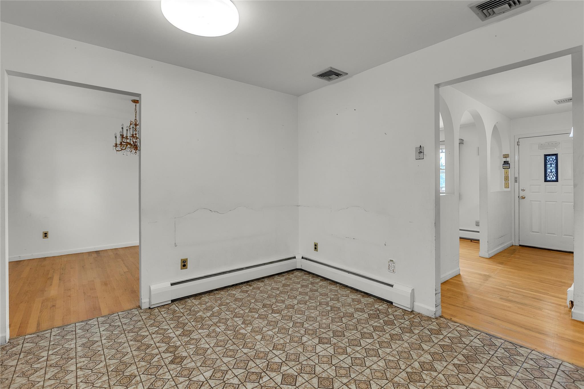 Single Family Pinelawn  Suffolk County, NY 11738, MLS-884165-10