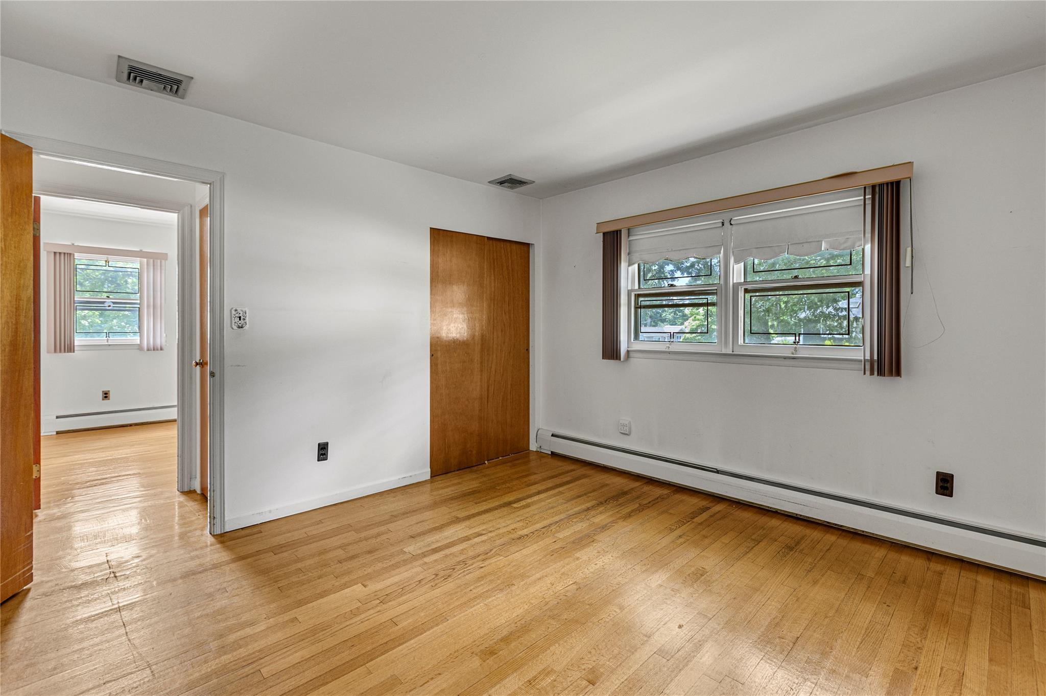 Single Family Pinelawn  Suffolk County, NY 11738, MLS-884165-14