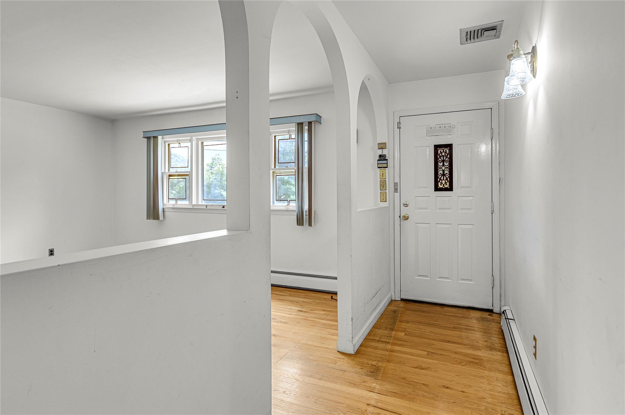 Single Family Pinelawn  Suffolk County, NY 11738, MLS-884165-2