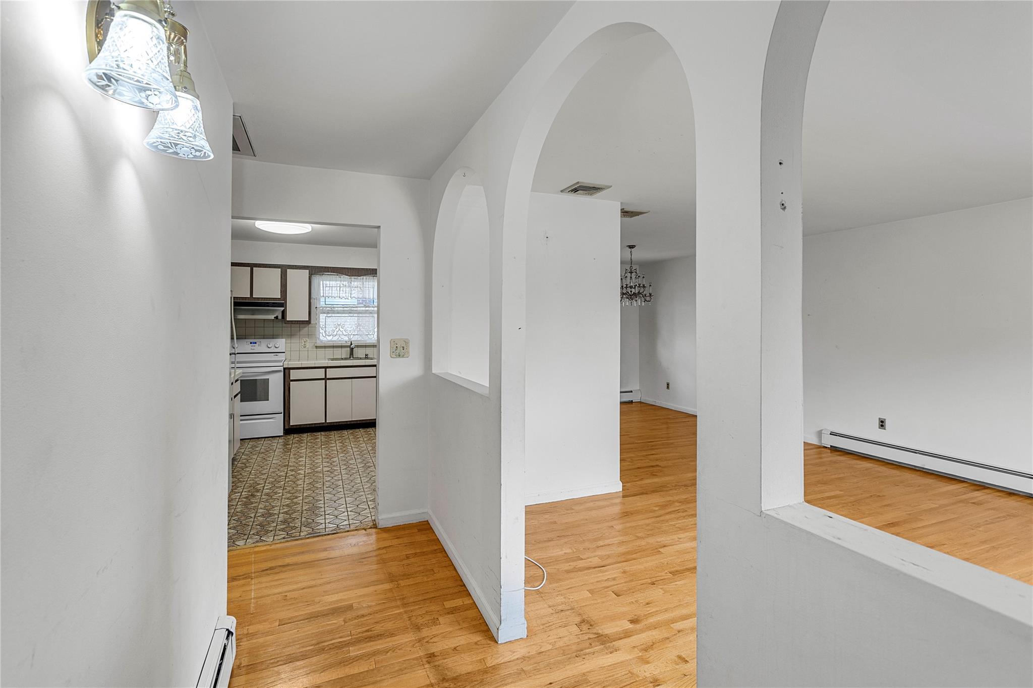 Single Family Pinelawn  Suffolk County, NY 11738, MLS-884165-3