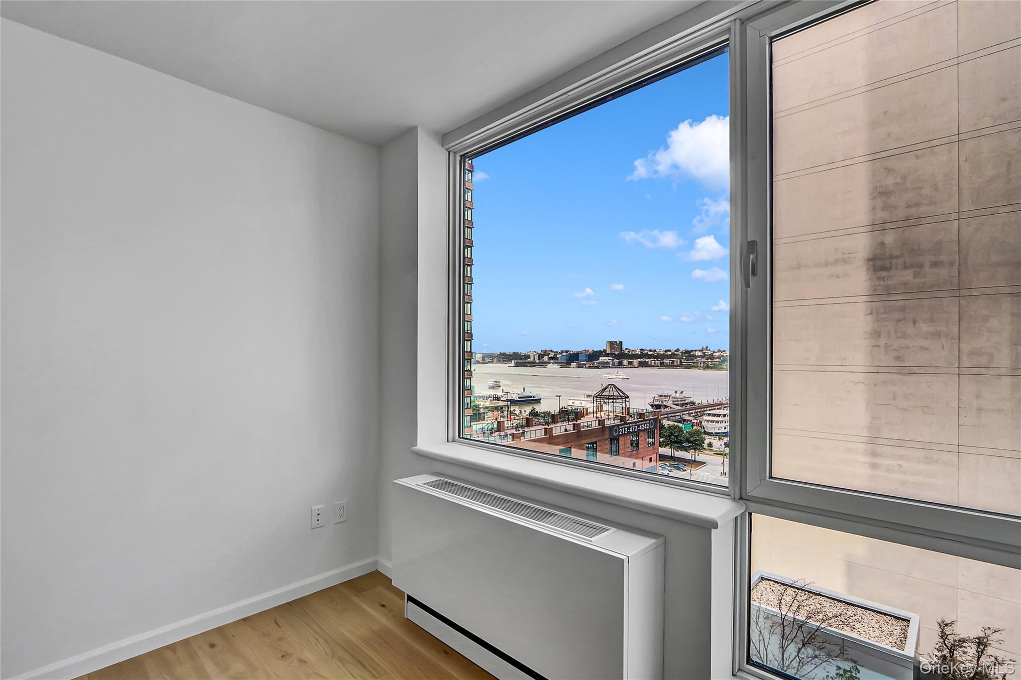 Condo 42nd  Manhattan, NY 10036, MLS-884188-25