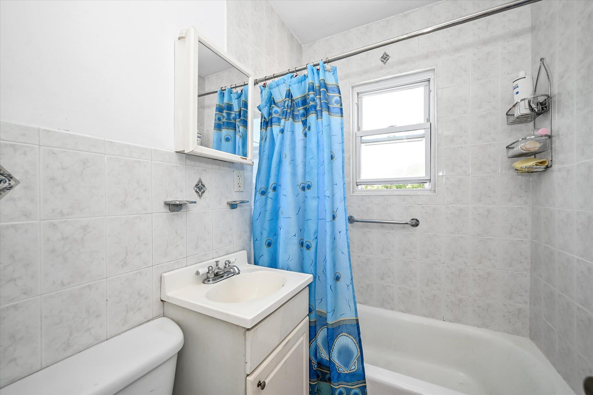 Single Family Hoover Queens, NY 11435, MLS-884218-10