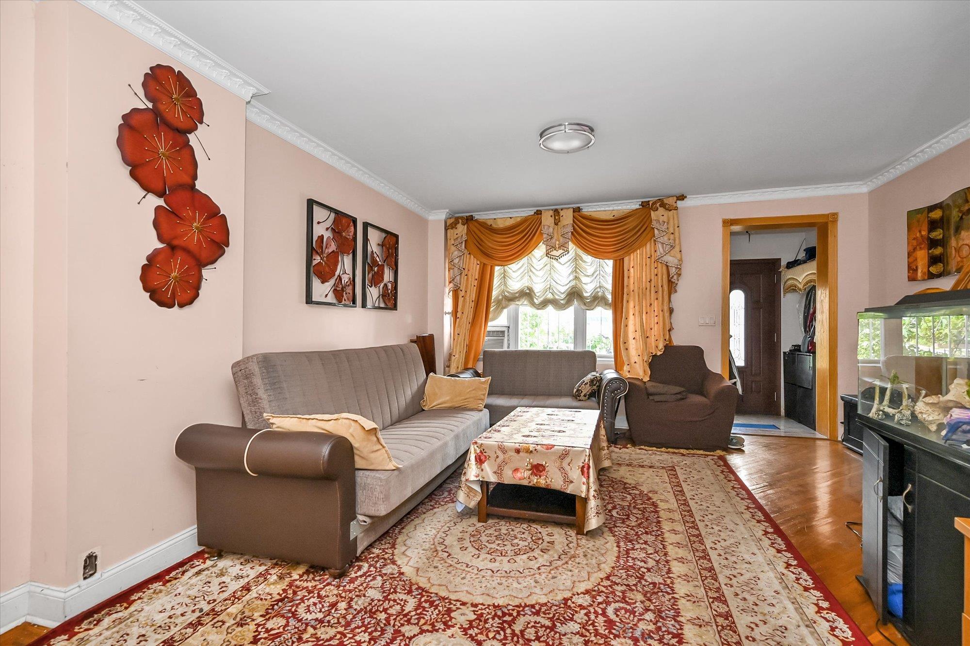 Single Family Hoover Queens, NY 11435, MLS-884218-2